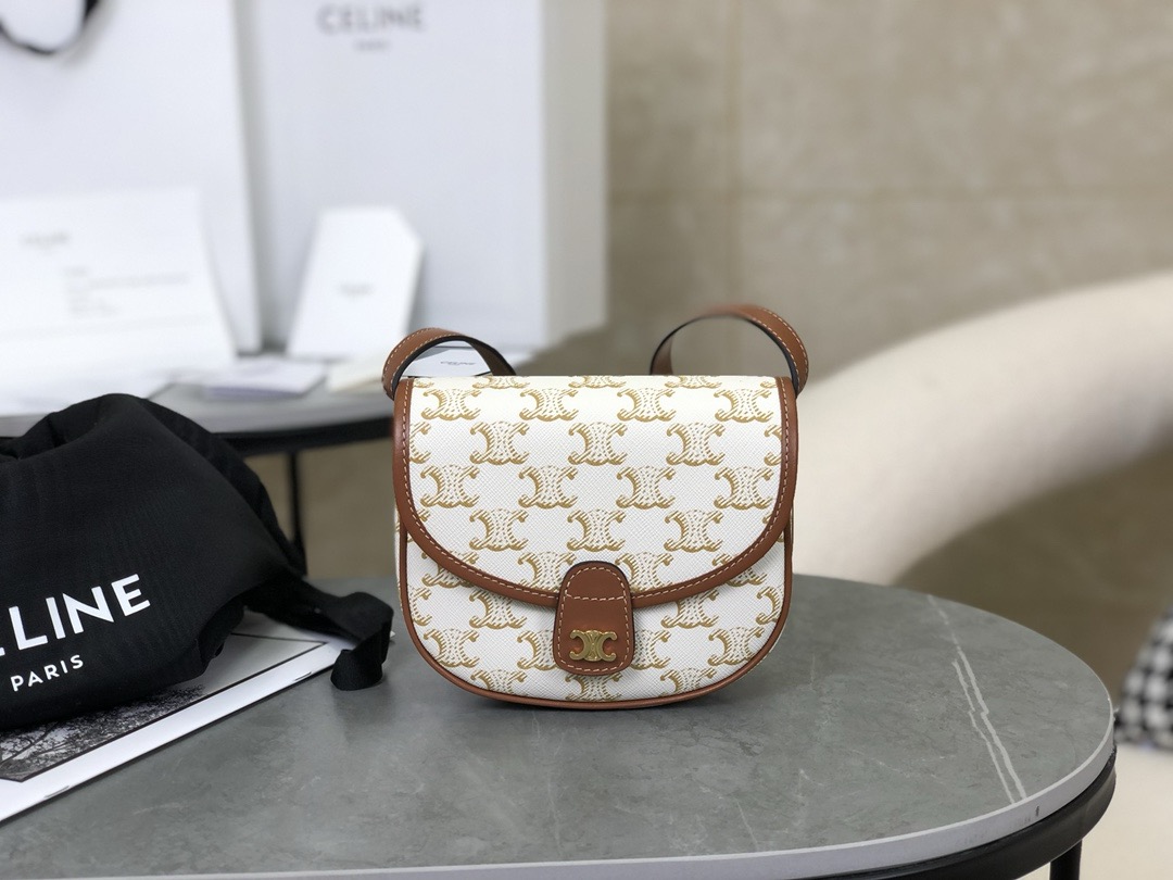 Ce**e besace 16cm