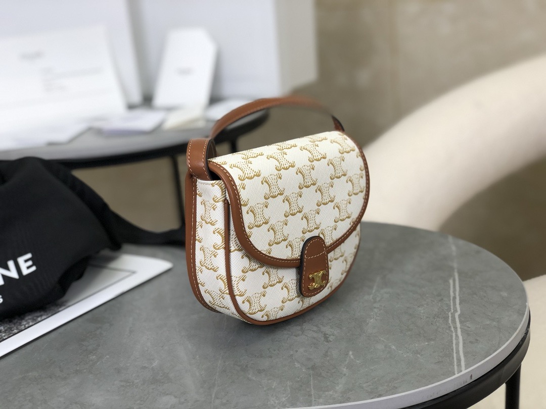 Ce**e besace 16cm