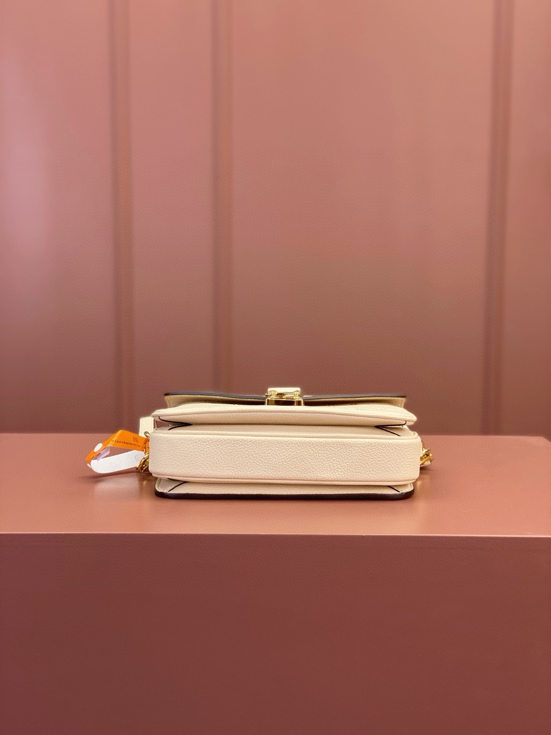LV Pochette west 21.5*13*6.5CM