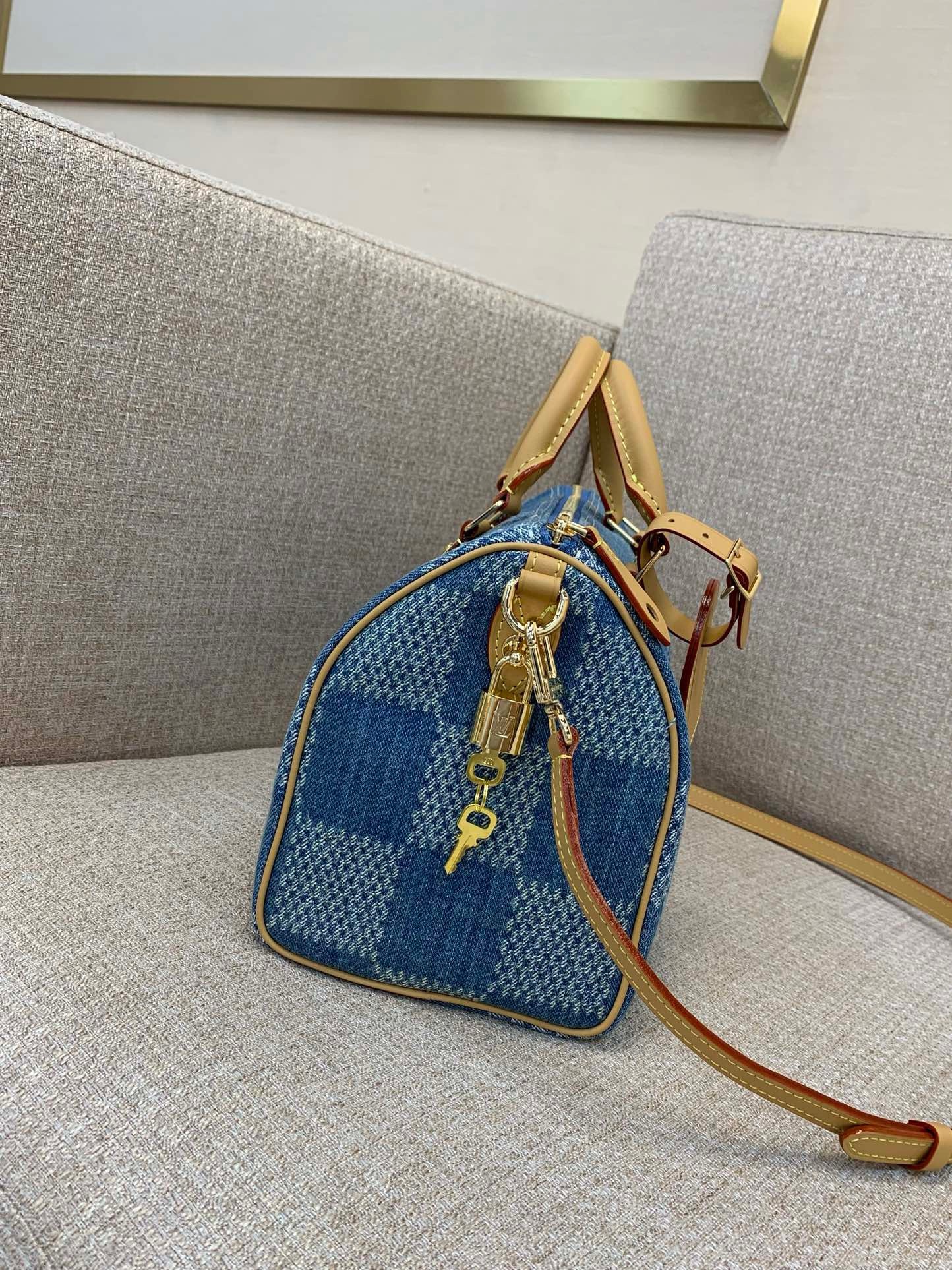 LV speedy 25 N40700