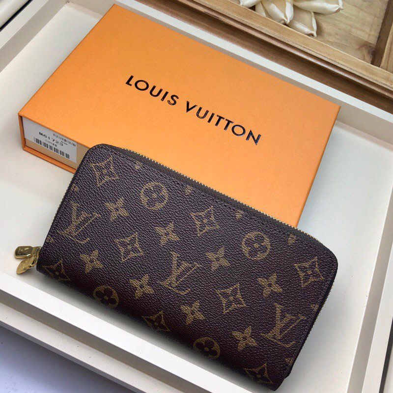 LV wallet 2024060502