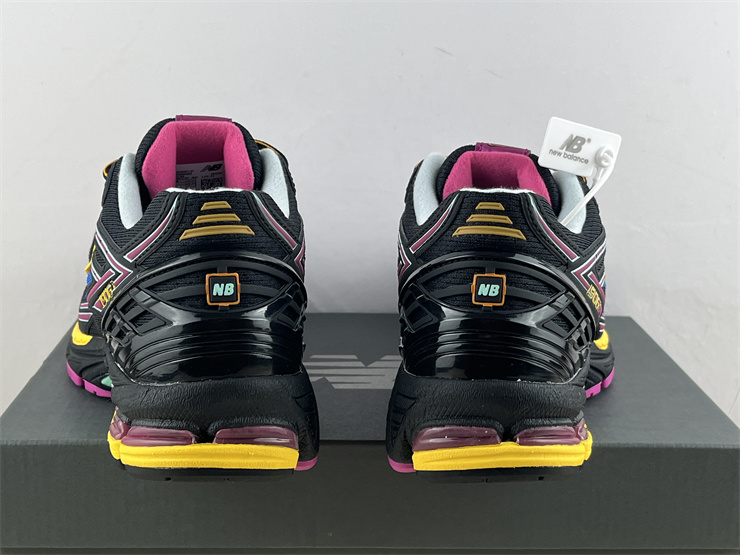 New Balance 1906R Neon Nights  M1906RCP