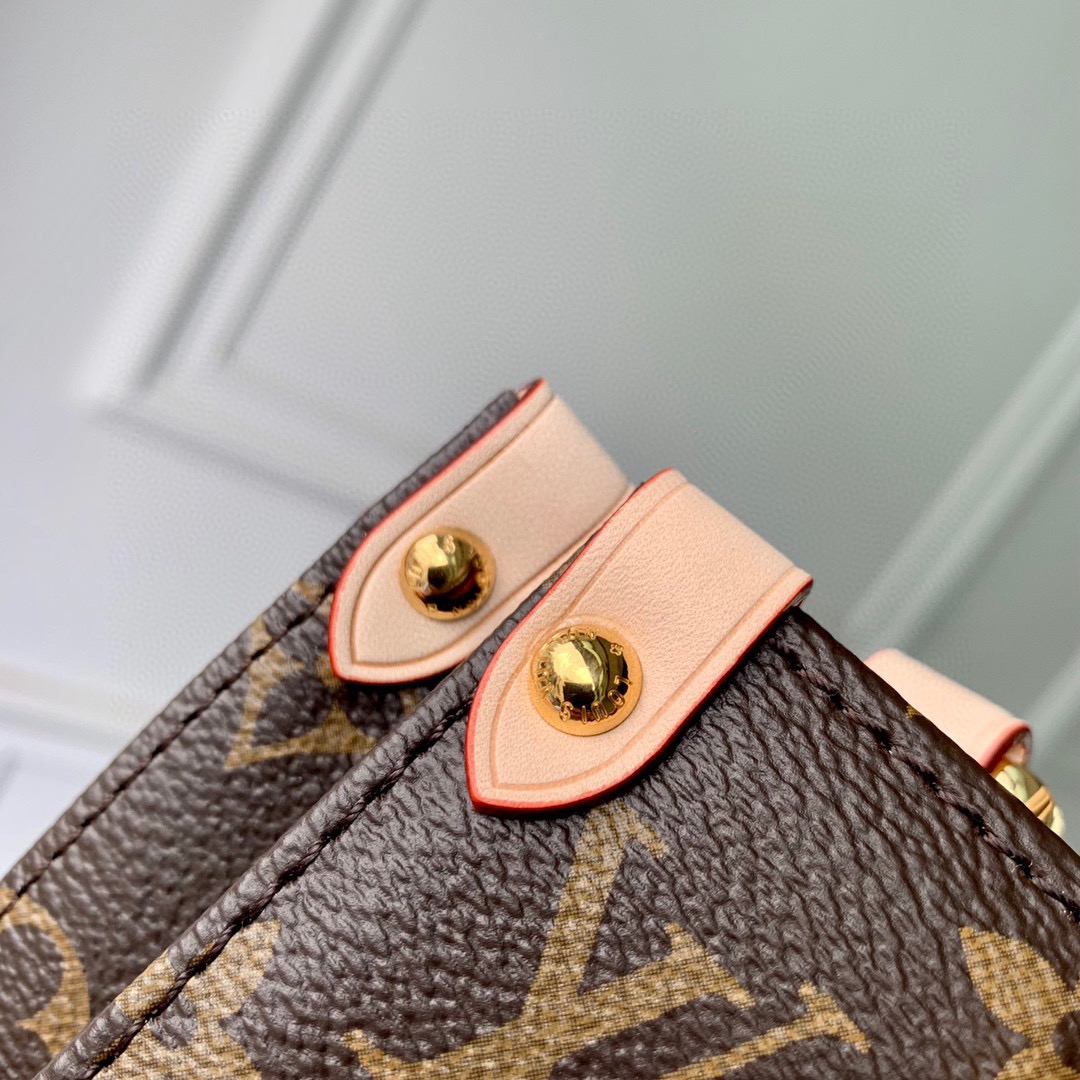 LV Sac Plat  Monogram 30*32*10CM