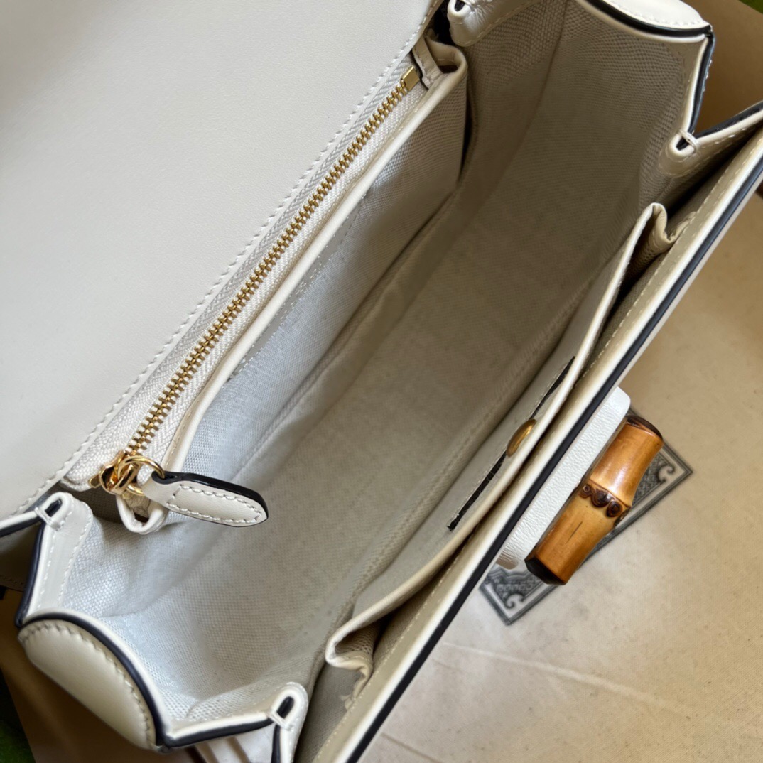 G*u*i bamboo bag 21*15*7cm