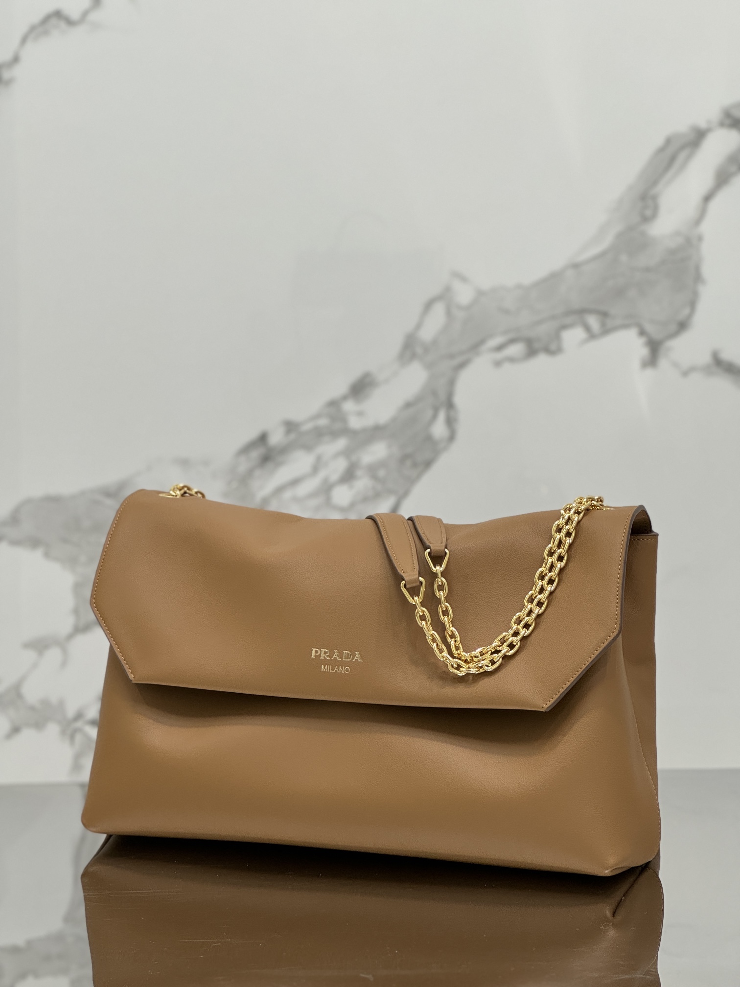 Pra*a shoulder bag 39*14*12cm 2024061302