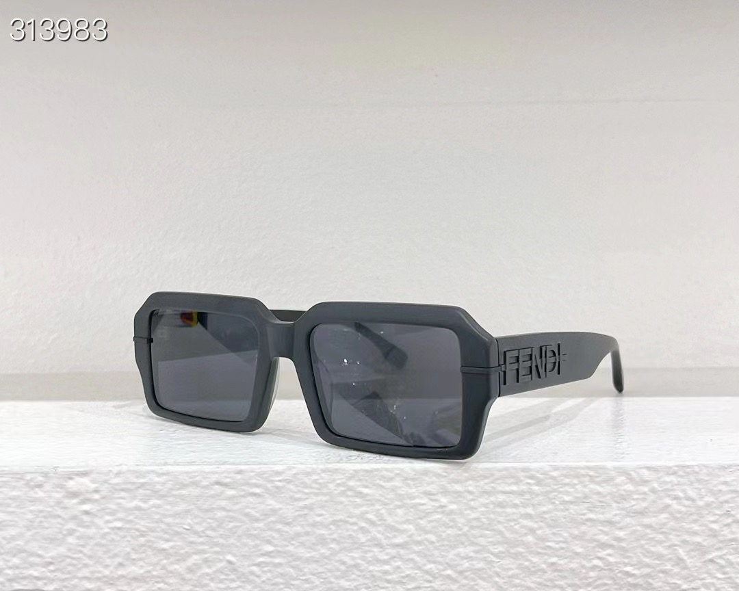 F**di sunglasses 2024061501