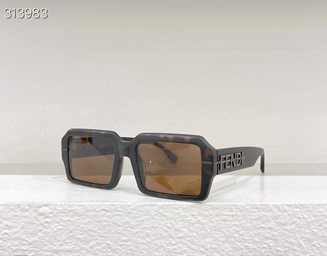 F**di sunglasses 2024061502