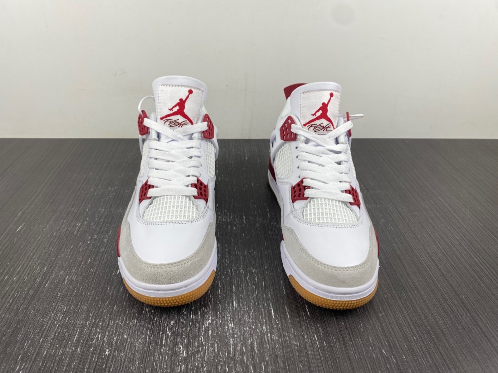 Air Jordan 4 Retro SB Varsity Red