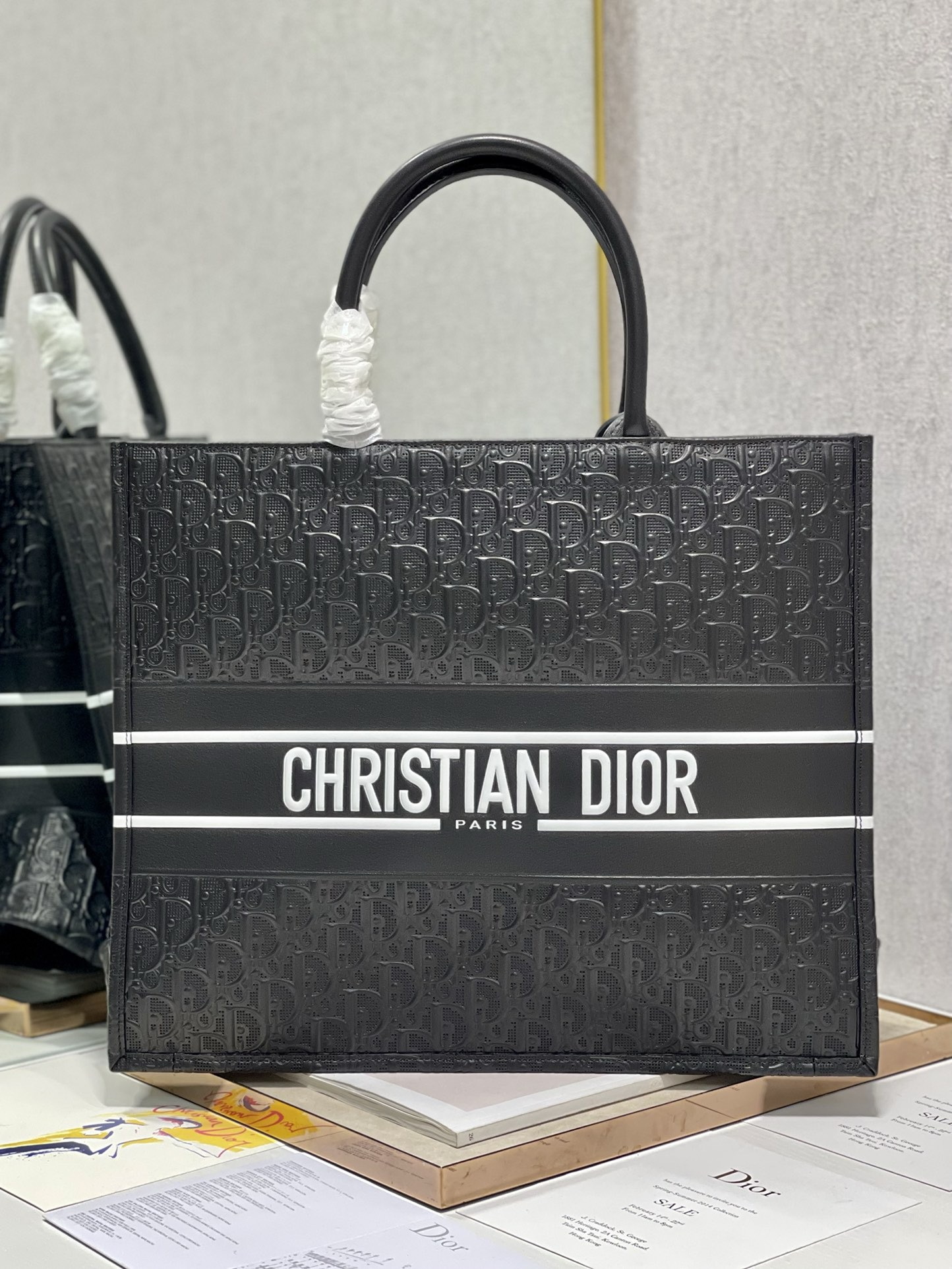 D*or book tote gm 41cm