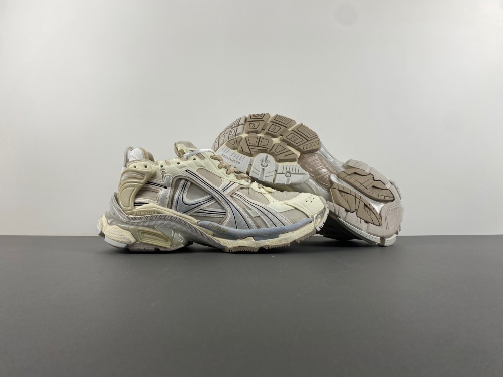 Ba*len*cia*ga sneaker 2024062701