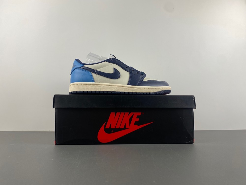 Air Jordan 1 Low OG Obsidian (UNC) CZ0790-400