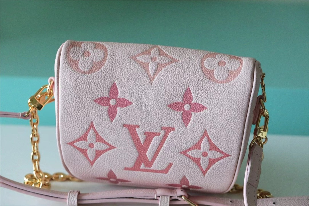 LV mini bumbag M82347 17*12*9.5CM