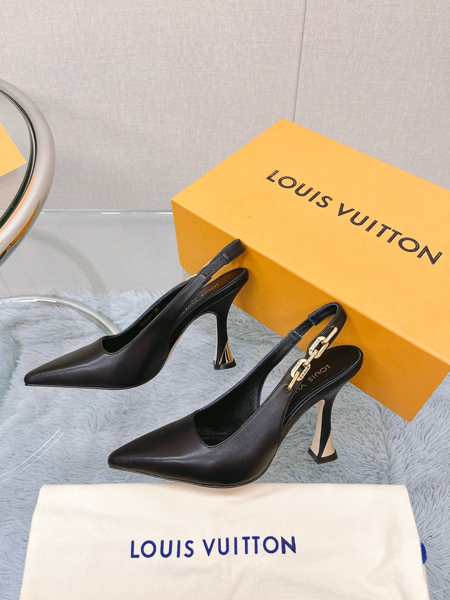 LV heels 2024062702