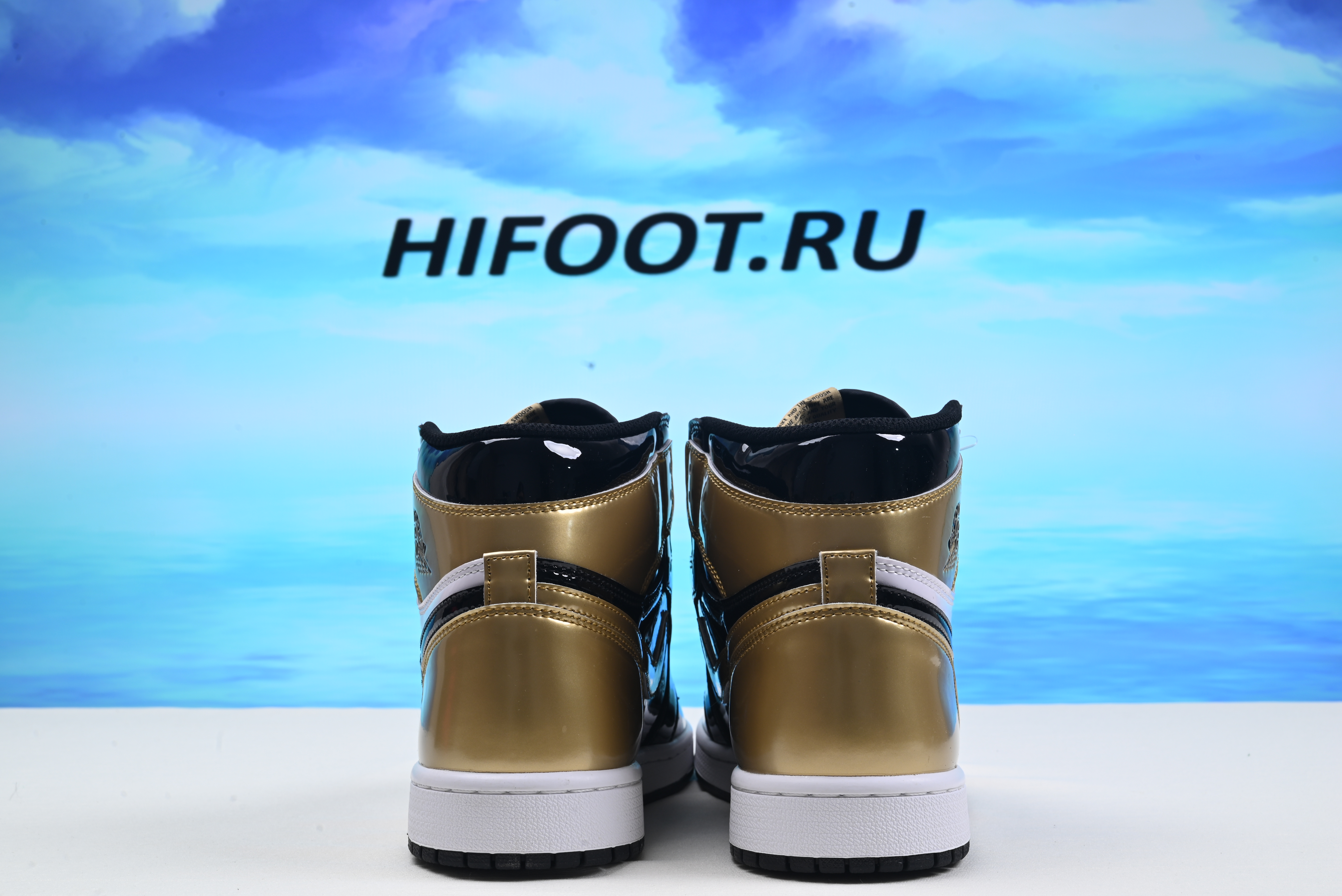 Jordan 1 Retro High NRG Patent Gold Toe 861428-007