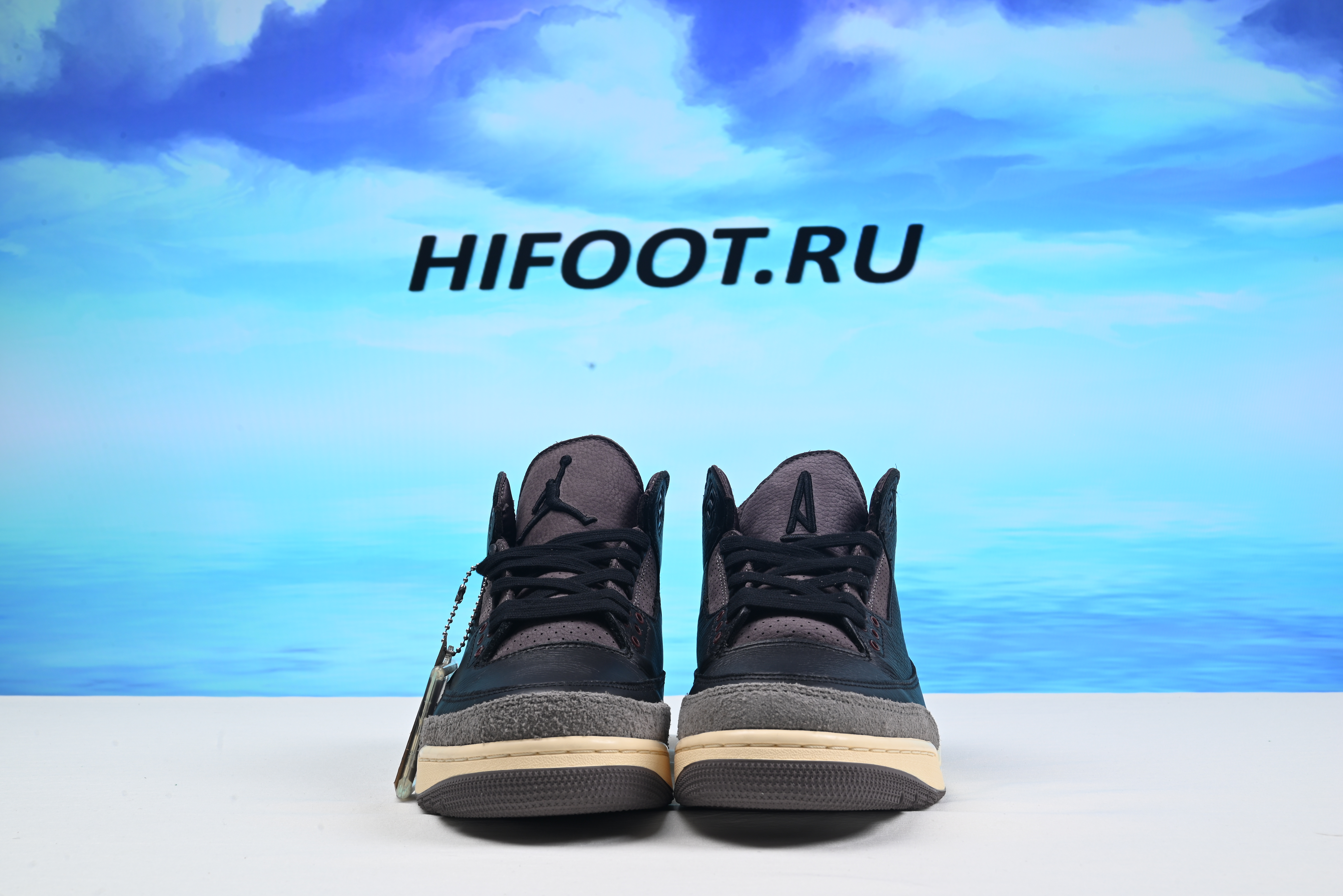 Jordan 3 Retro OG SP A Ma Maniére Black Violet Ore  FZ4811-001