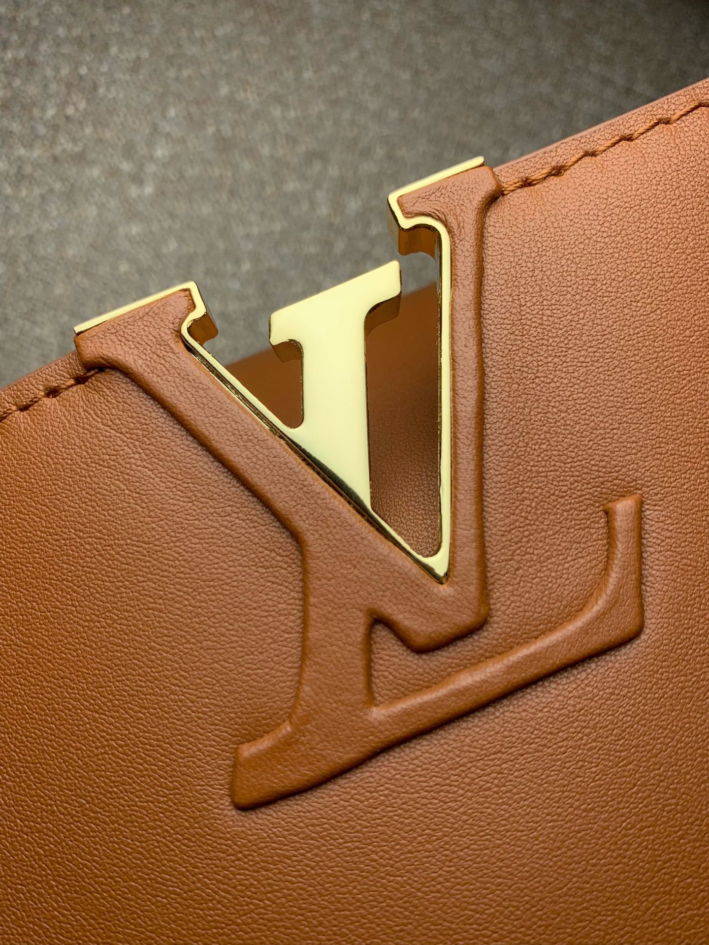 LV Capucines souple bag 38*23*16cm 2024070201