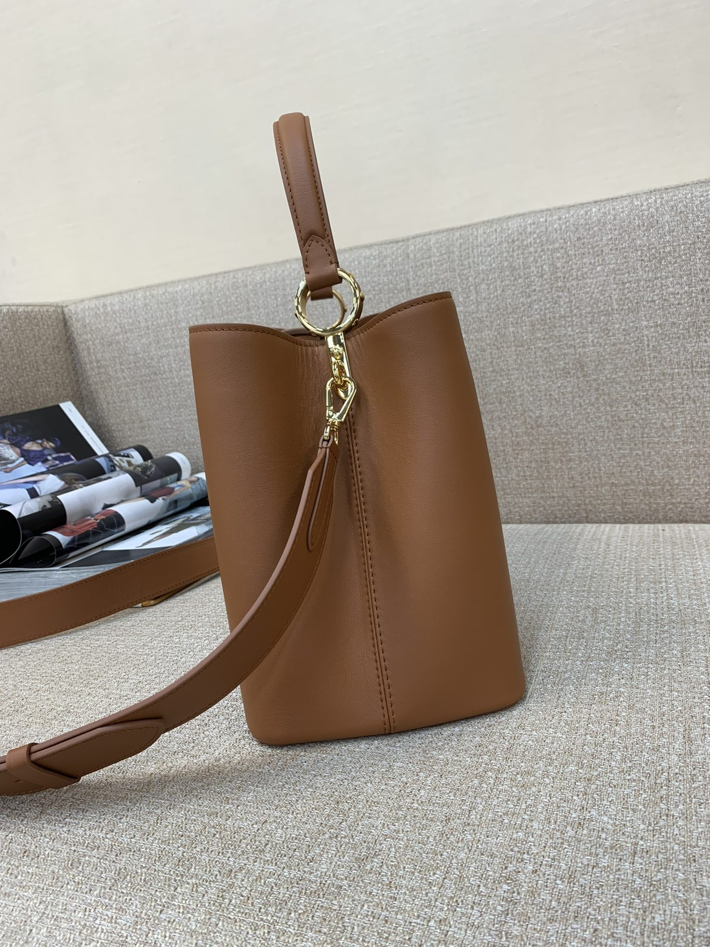 LV Capucines souple bag 38*23*16cm 2024070201