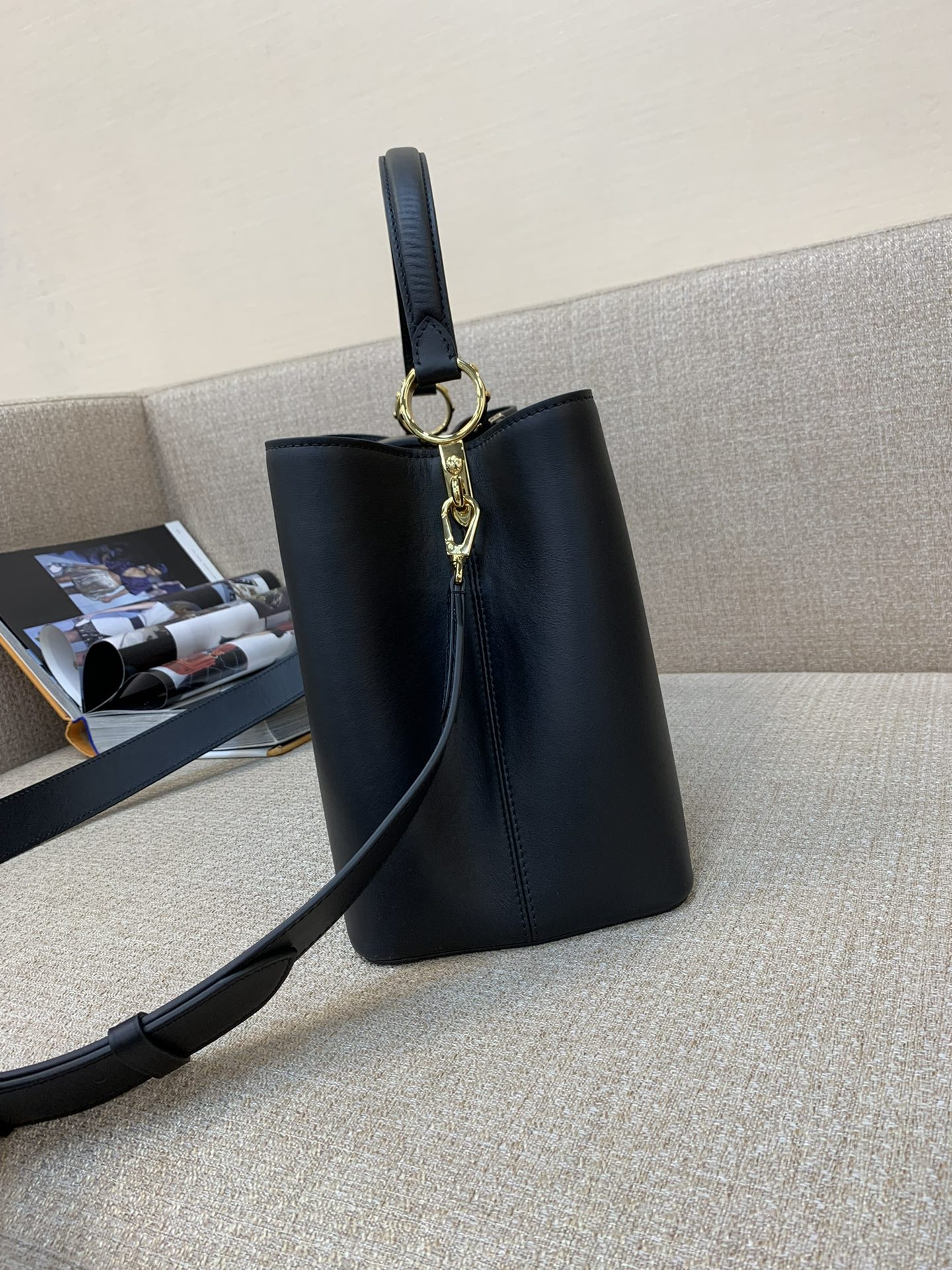 LV Capucines souple bag 38*23*16cm 2024070202