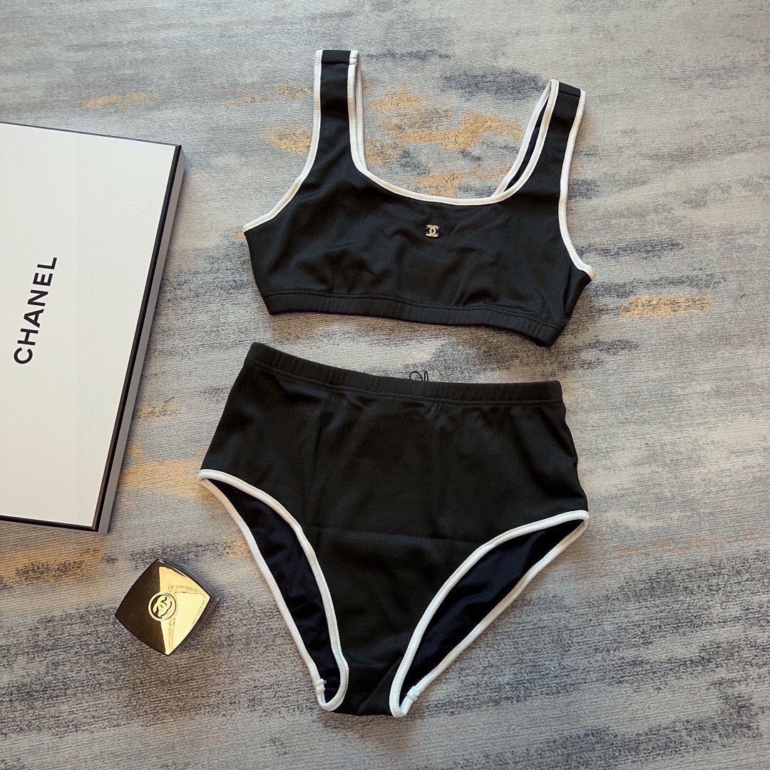 Ch*el swimsuit 04
