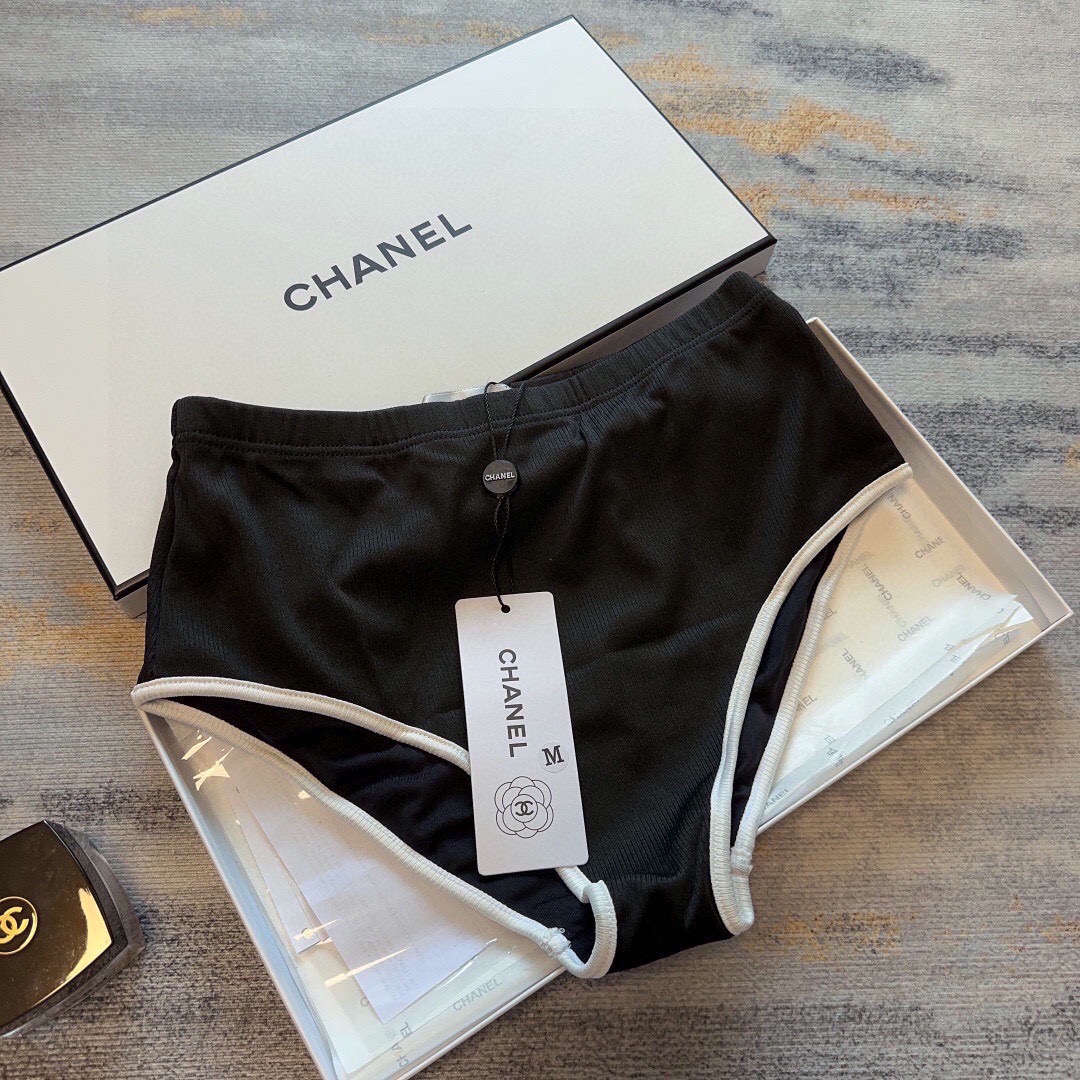 Ch*el swimsuit 04