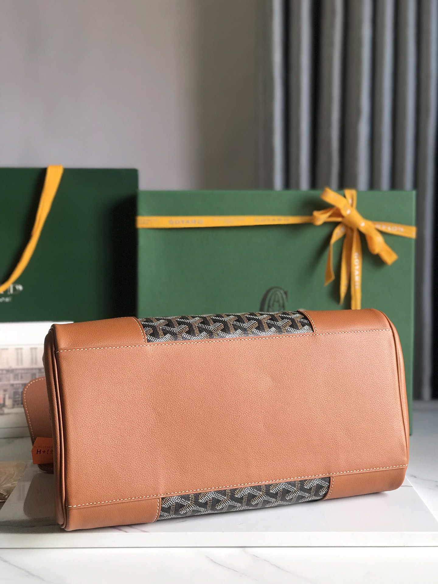 Go*ard tote bag 34*25*16cm  2024071003