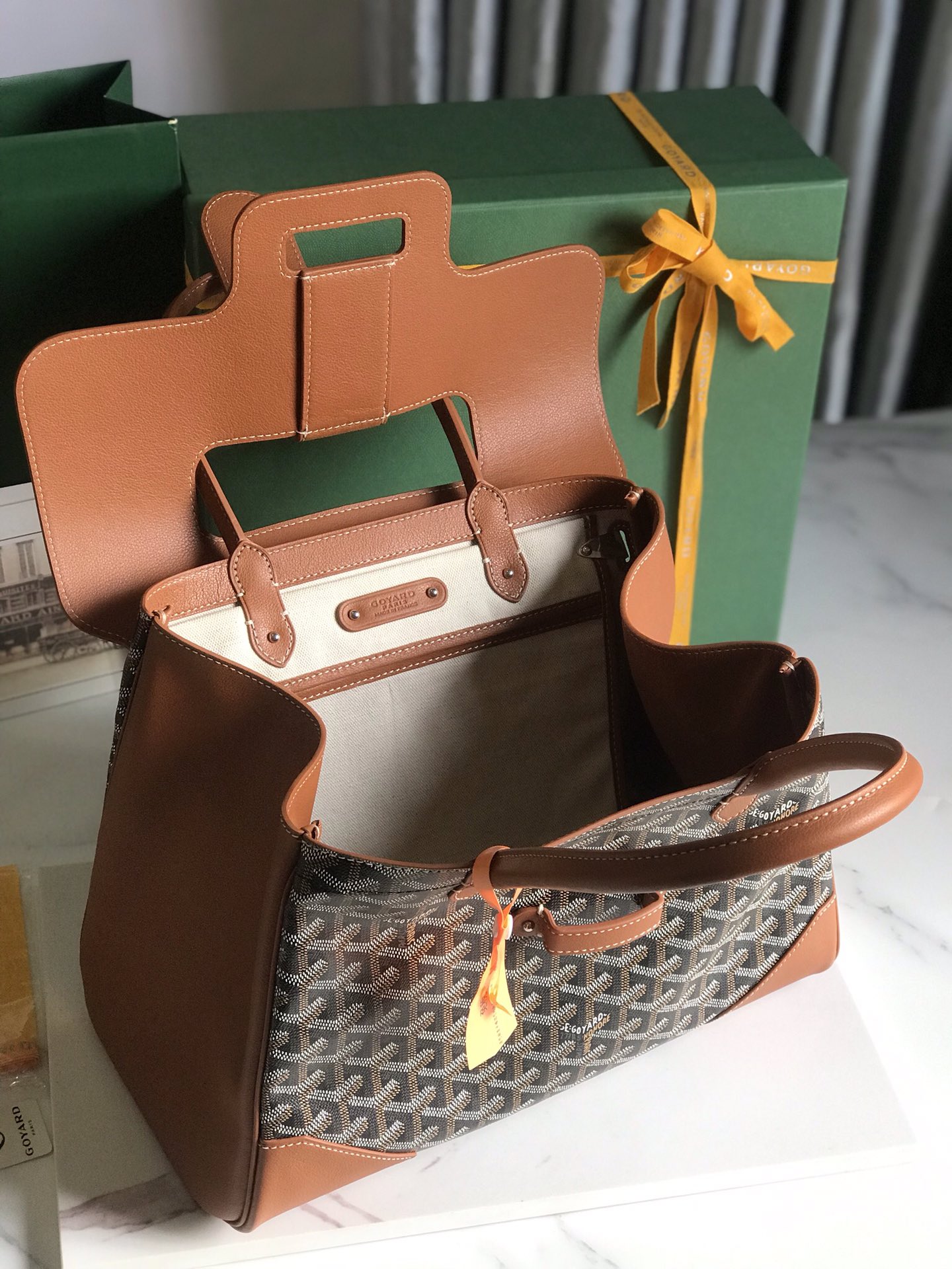 Go*ard tote bag 34*25*16cm  2024071003