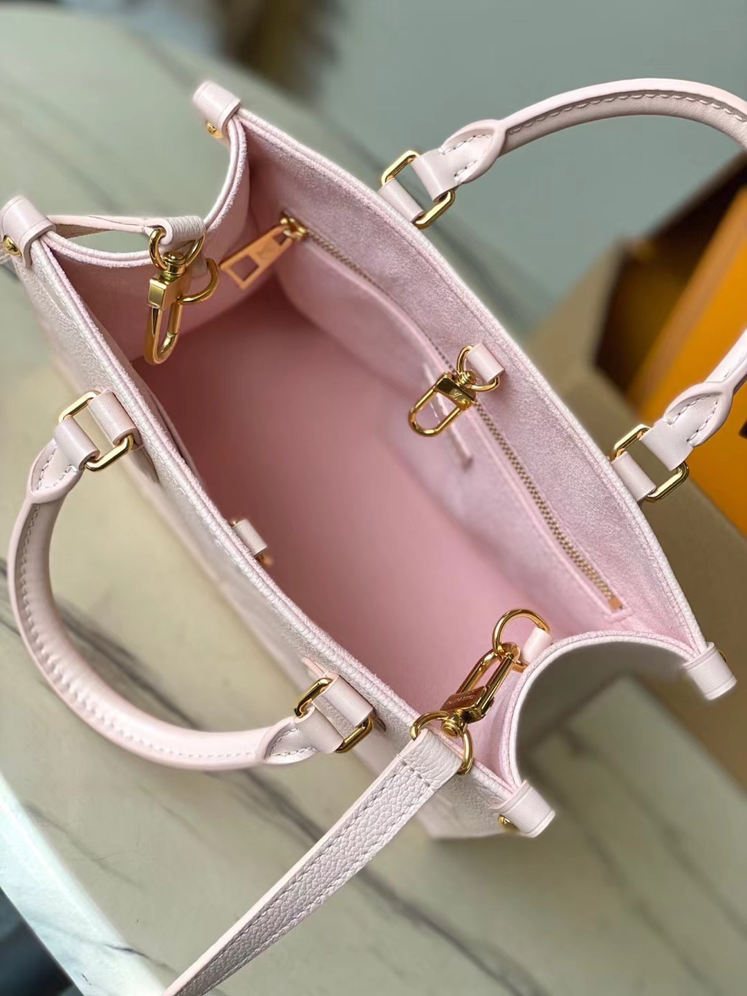 LV onthego PM 25CM 2024071101
