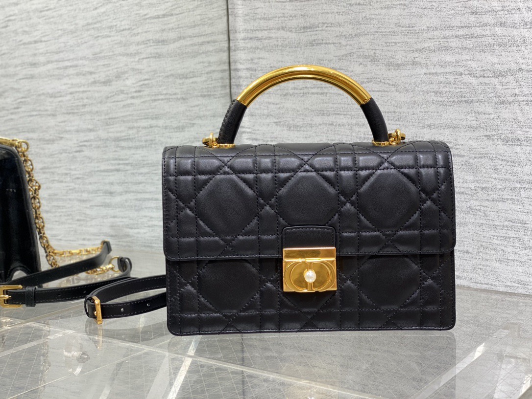 D*or medium D*or ange bag  black macrocannage calfskin 25cm