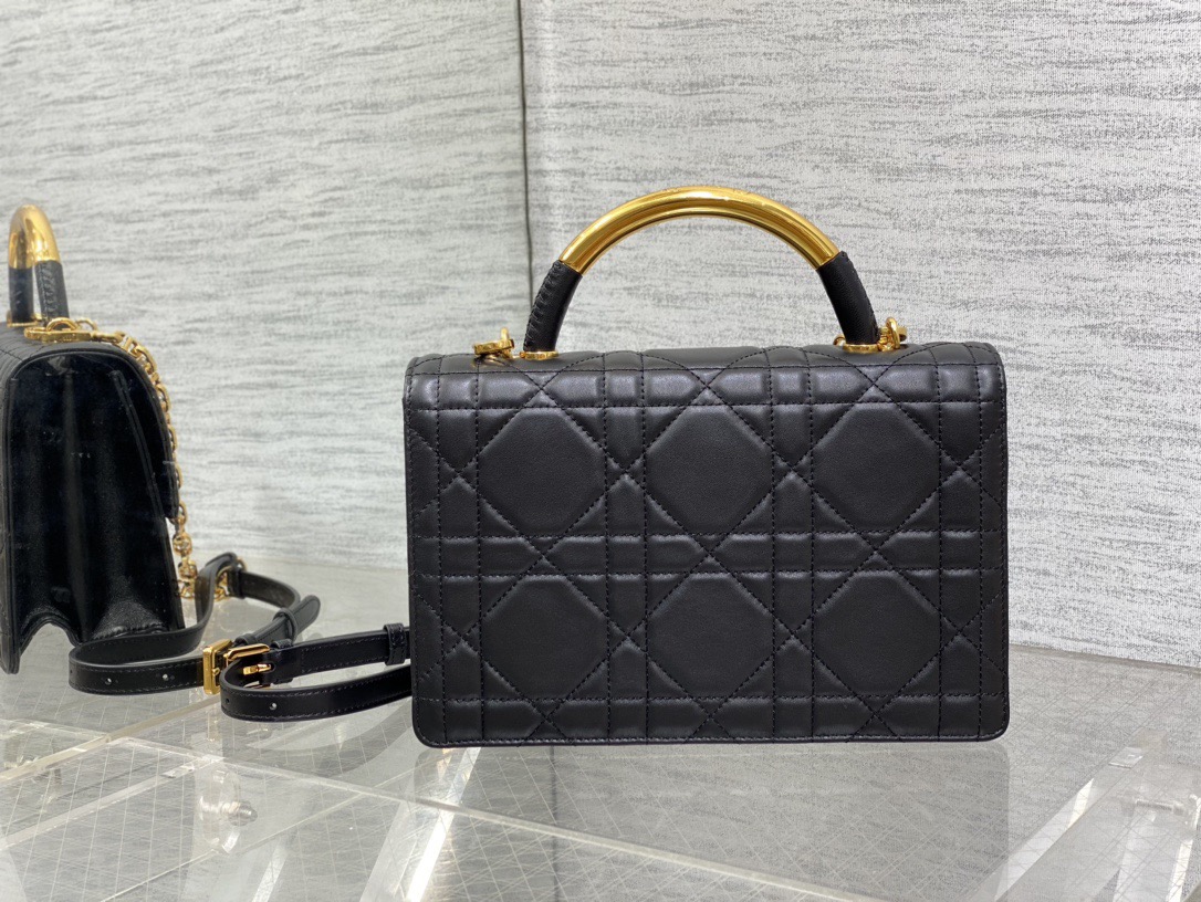 D*or medium D*or ange bag  black macrocannage calfskin 25cm