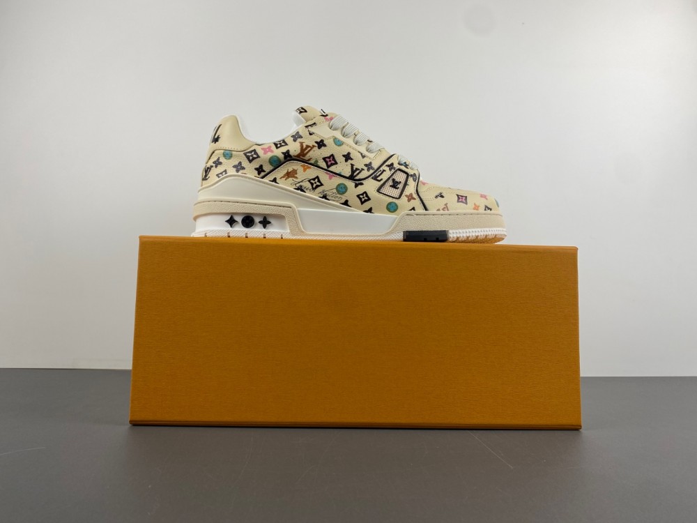 LV sneaker 2024071702