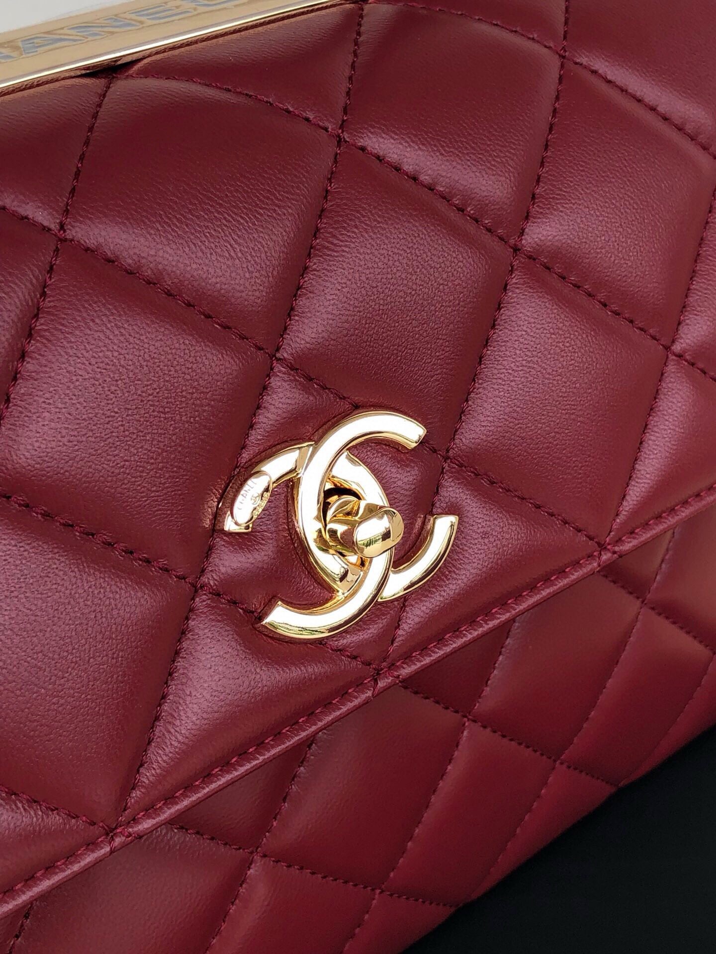 Ch*el flap bag with top handle 92236 25cm