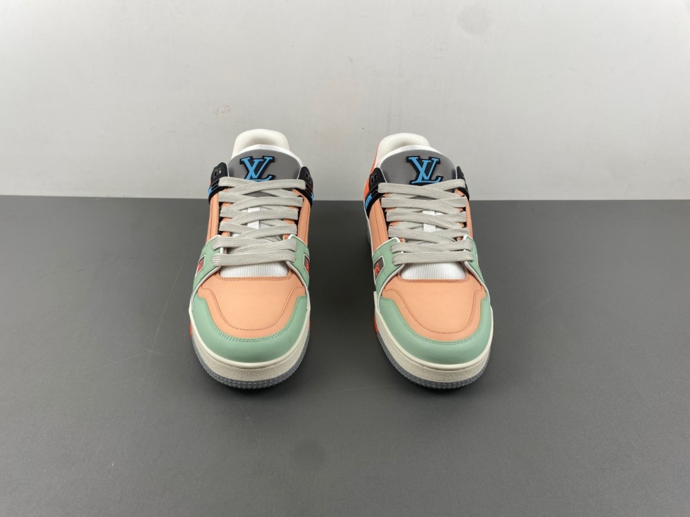 LV sneaker 2024072502