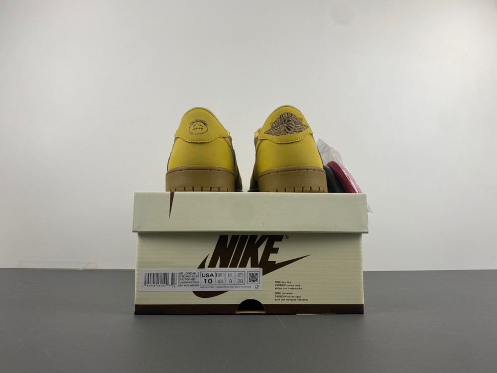 Travis Scott x Air Jordan 1 2024072601