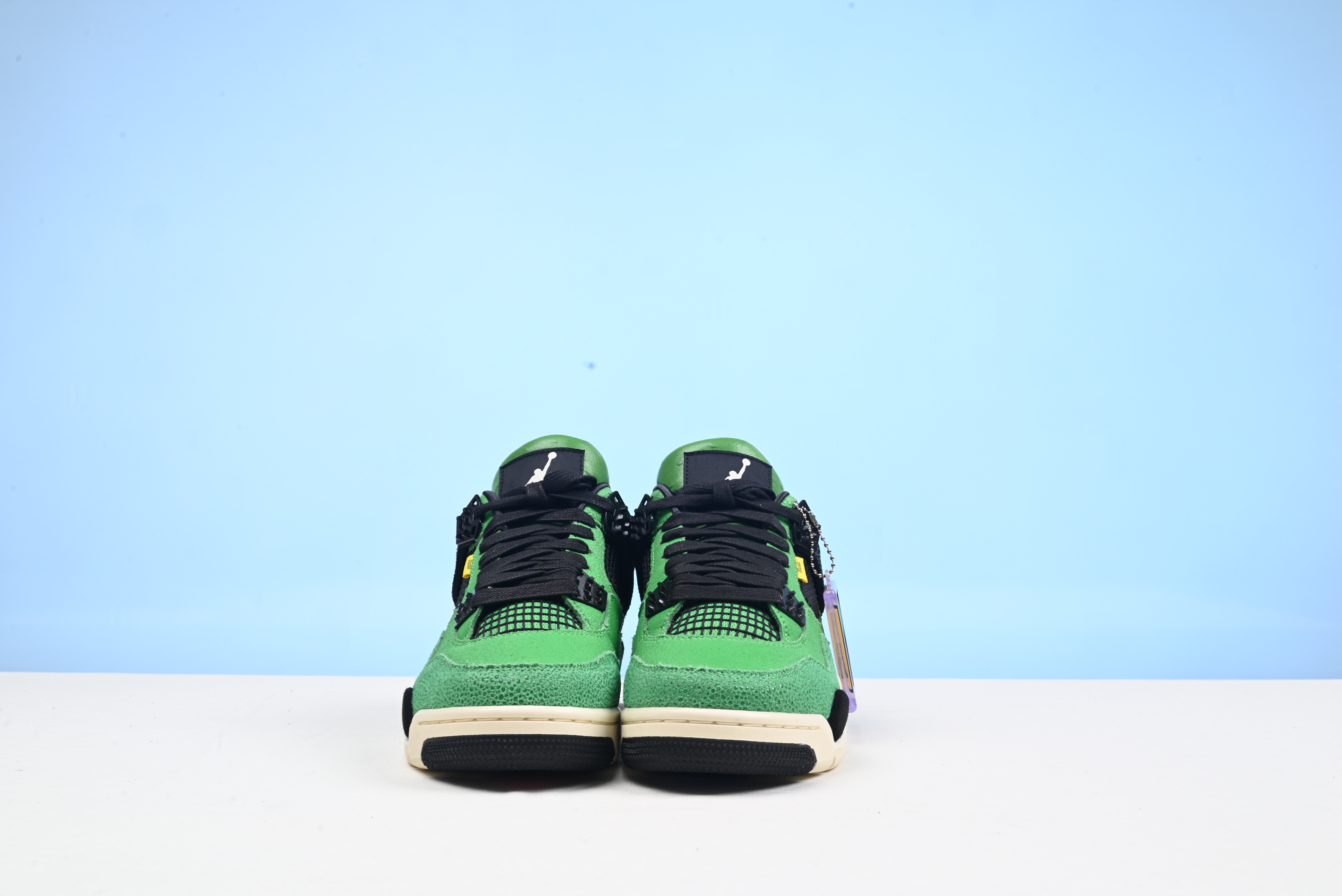 Jordan 4 Retro Manila  HO19 MNJDLS 416 LN3 (with special box)