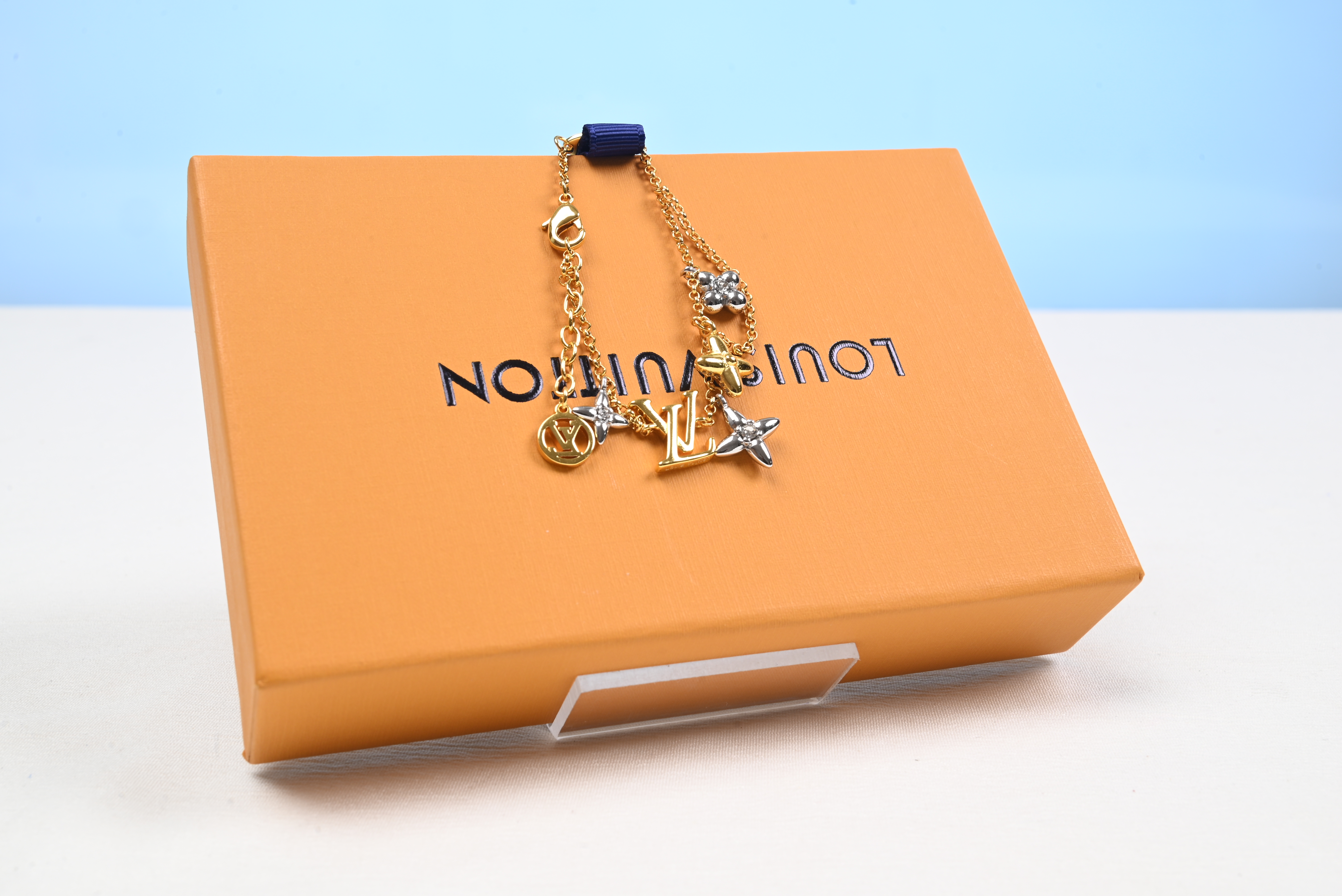 LV Bracelet 2024072901