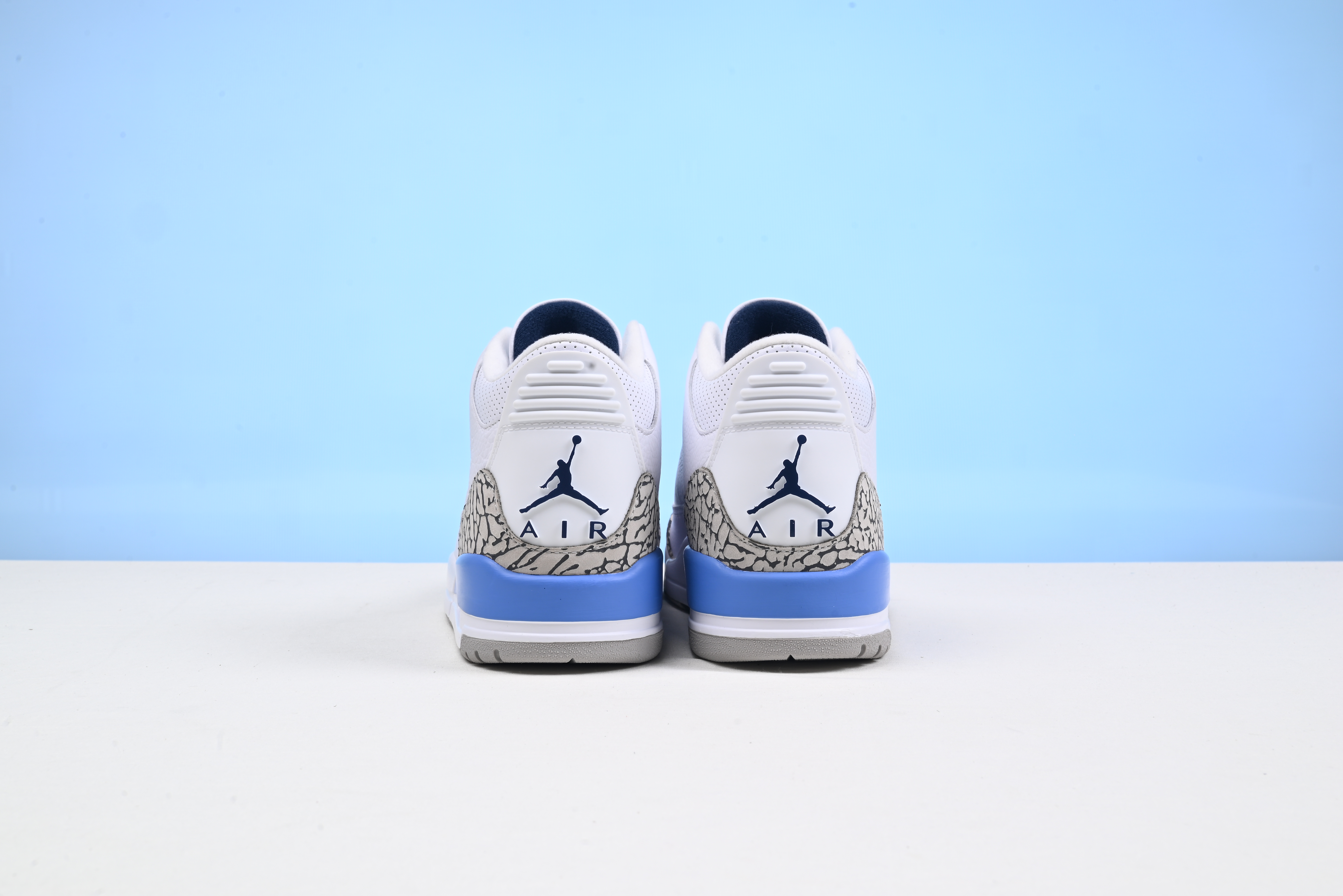 Jordan 3 Retro UNC  CT8532-104