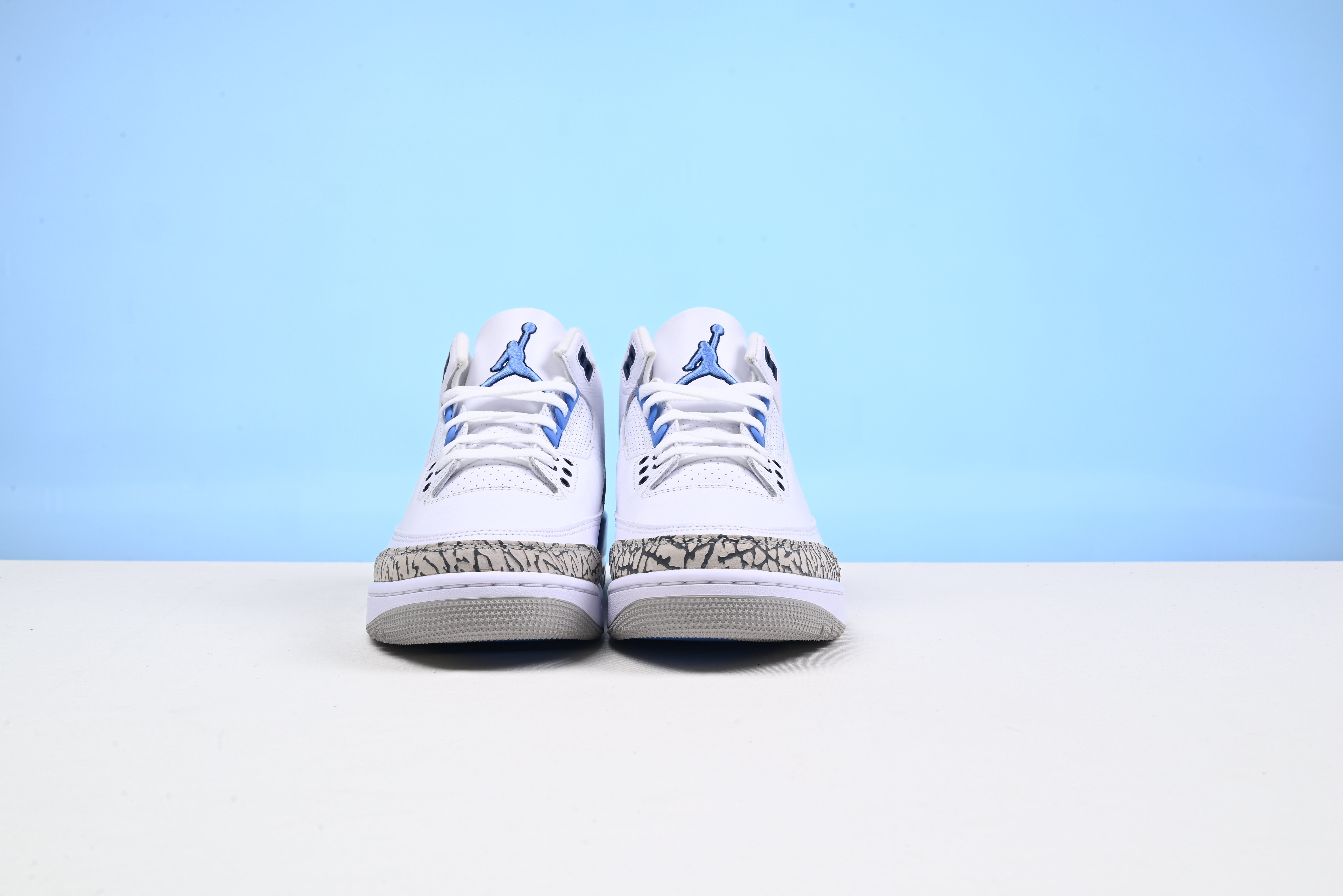 Jordan 3 Retro UNC  CT8532-104