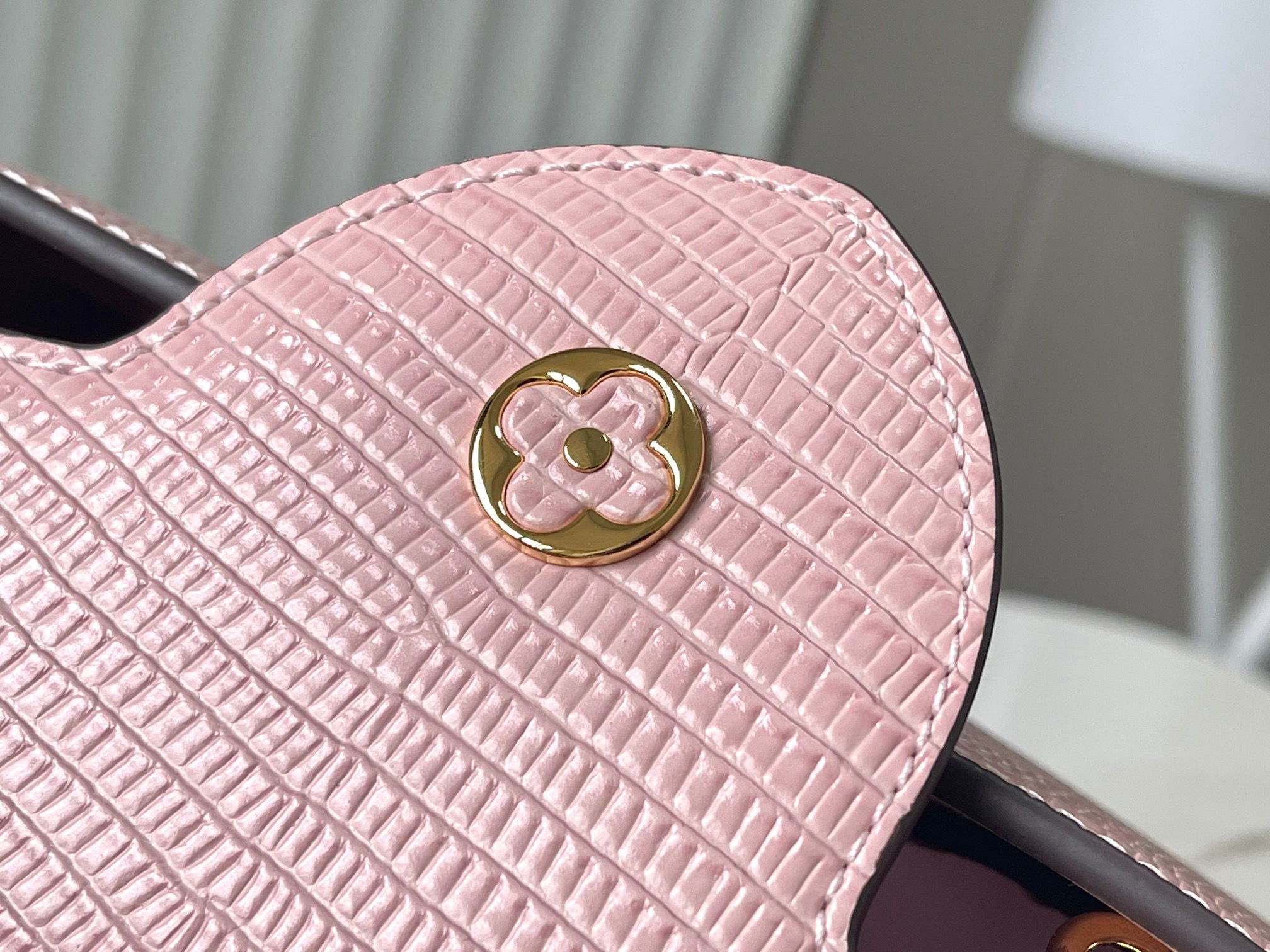 LV Capucines 27*18*9CM