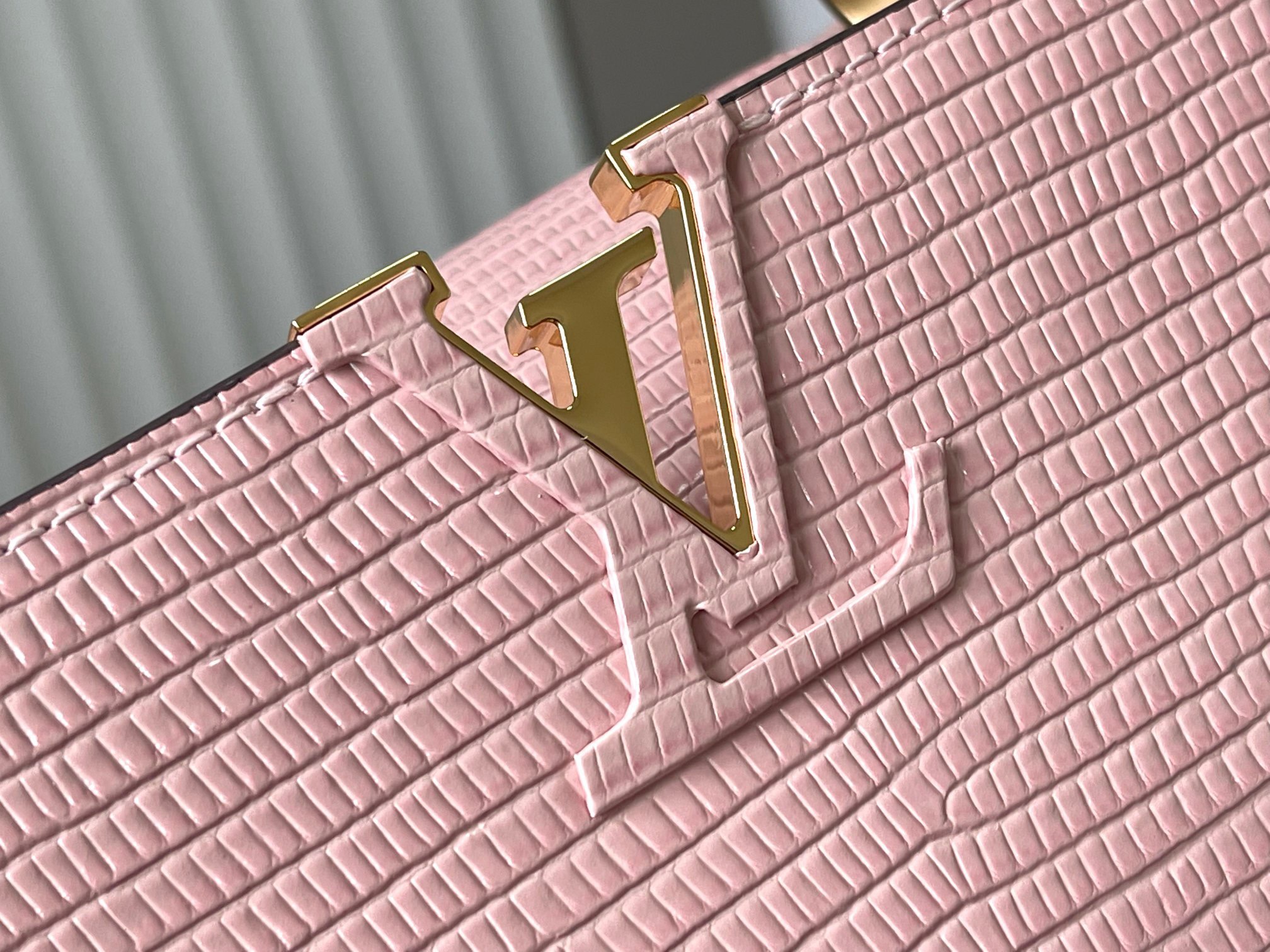 LV Capucines 27*18*9CM