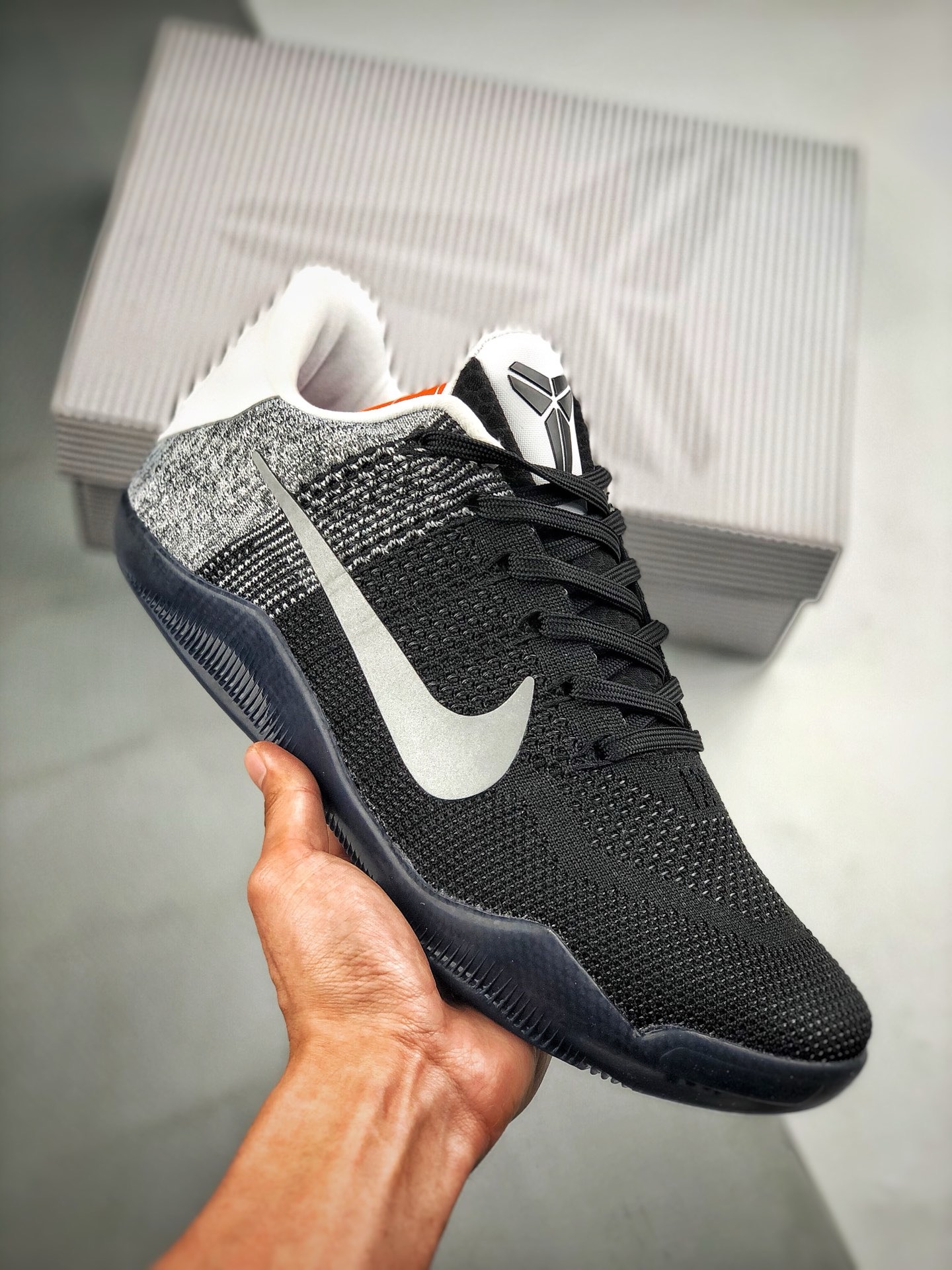 NIKE KOBE 11 ELITE LOW LAST EMPEROR
