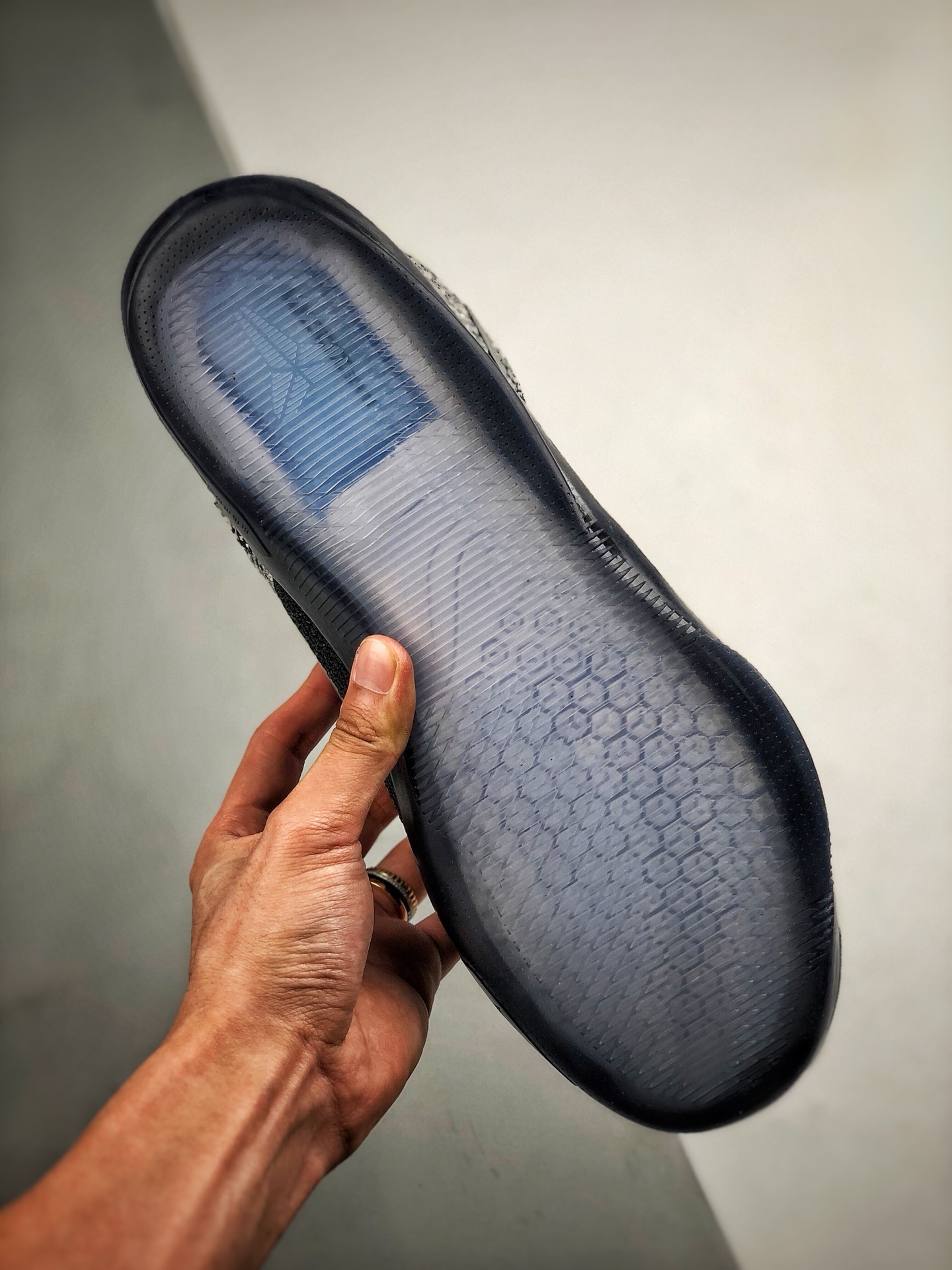 NIKE KOBE 11 ELITE LOW LAST EMPEROR