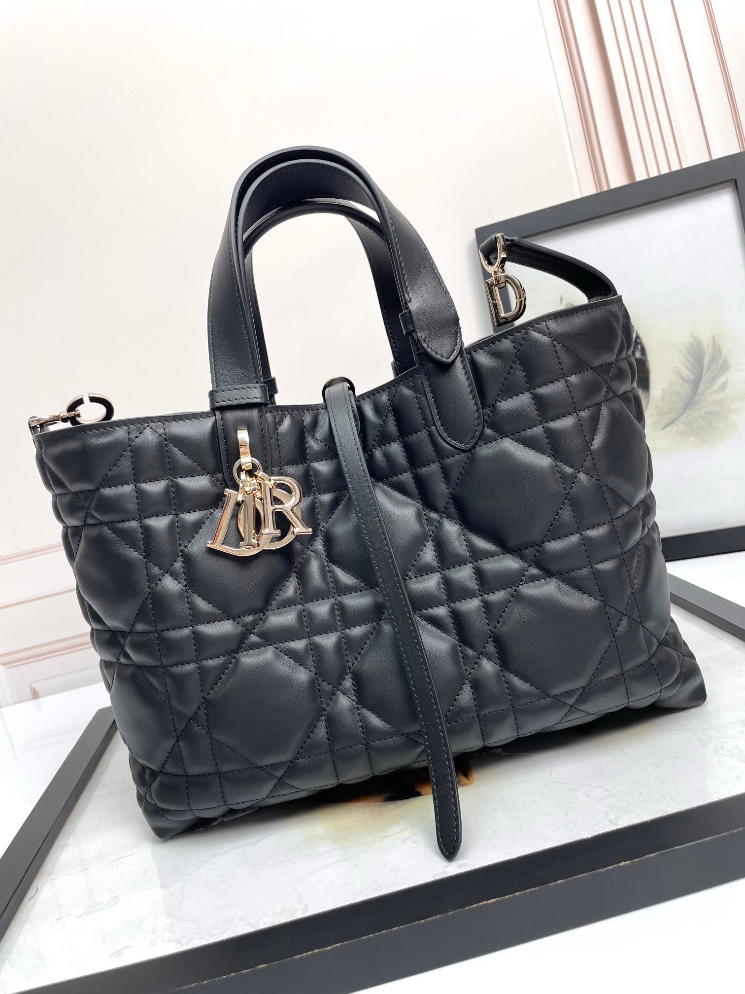 D*or toujours 28.5*21.5*17cm 2024081701