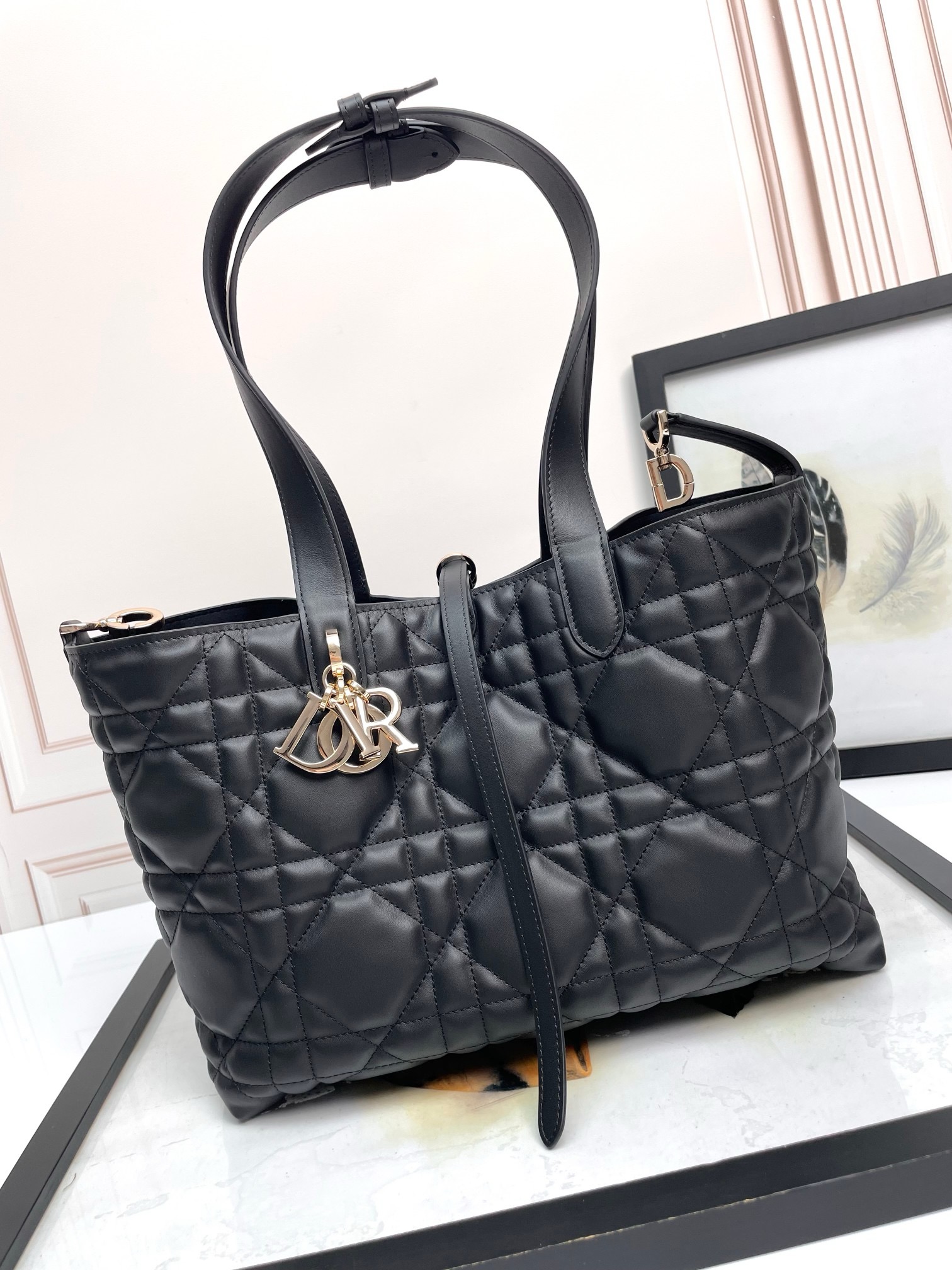 D*or toujours 28.5*21.5*17cm 2024081701