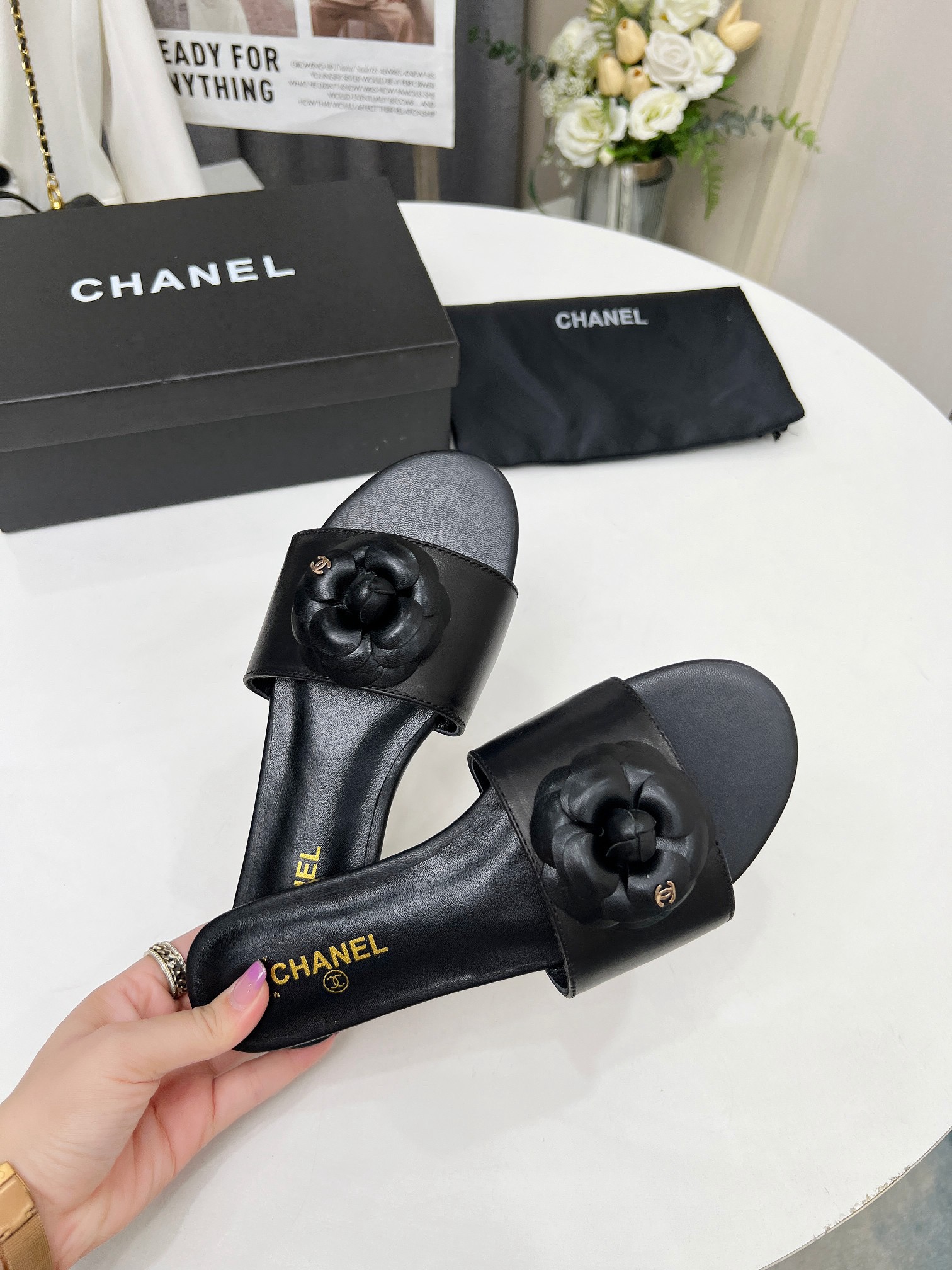 Ch*el slipper 2024082001