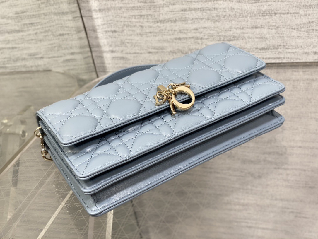 D*or my D*or mini bag cloud blue cannage lambskin 21*11*5cm