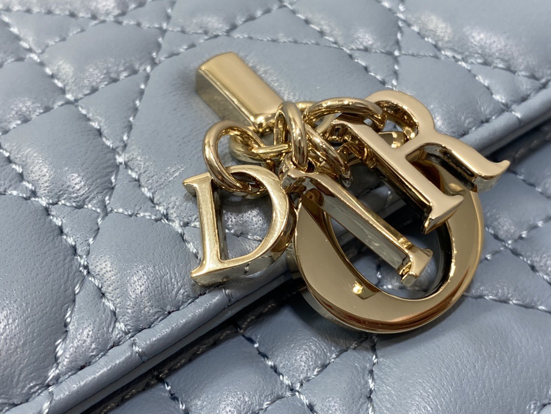 D*or my D*or mini bag cloud blue cannage lambskin 21*11*5cm