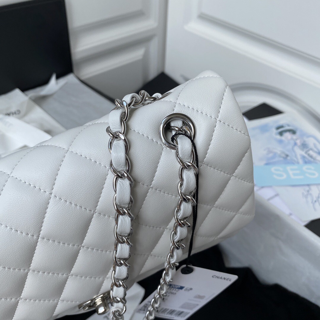 Ch*el classic flap white sliver lambskin 25cm
