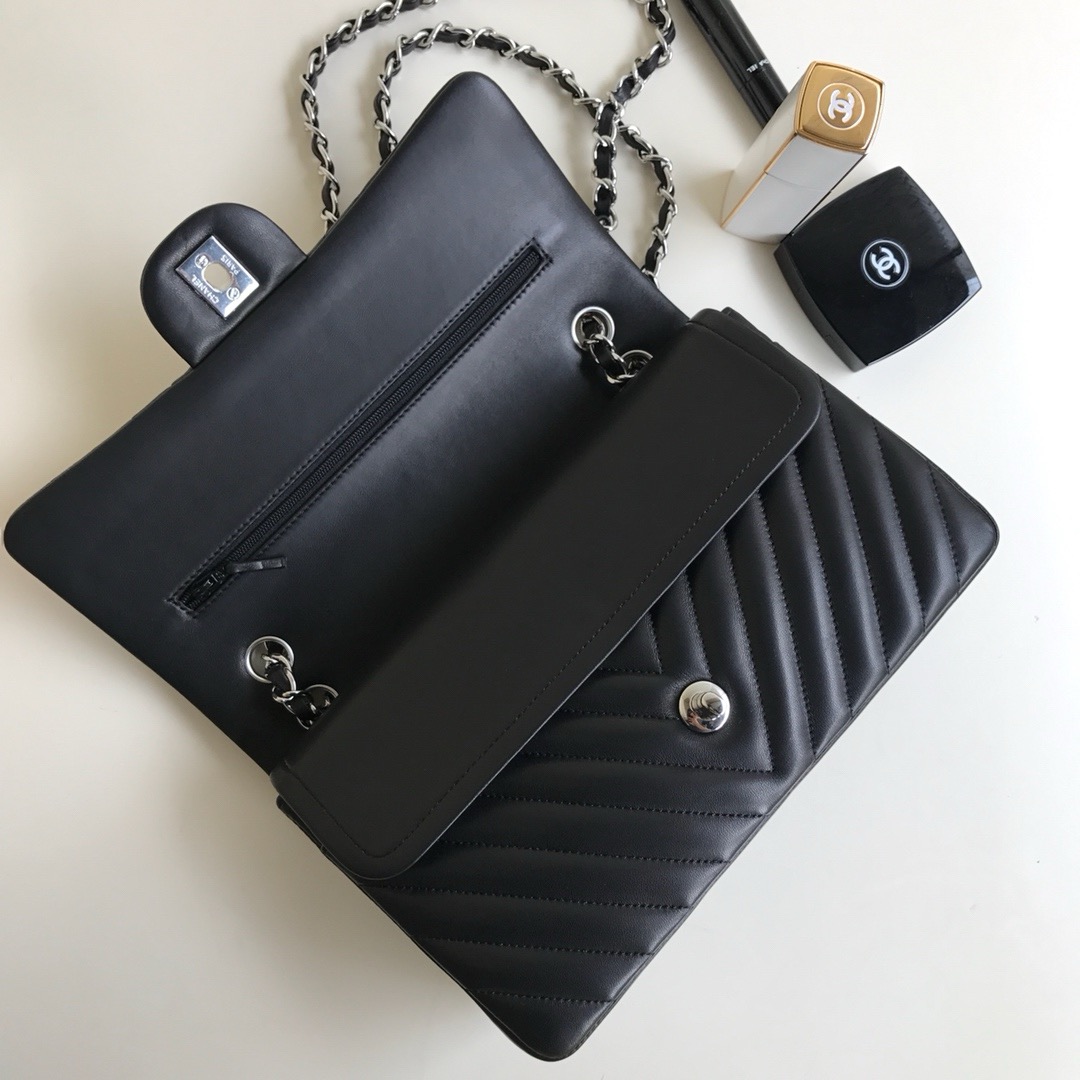 Ch*el classic flap black sliver lambskin 25cm 2024082002