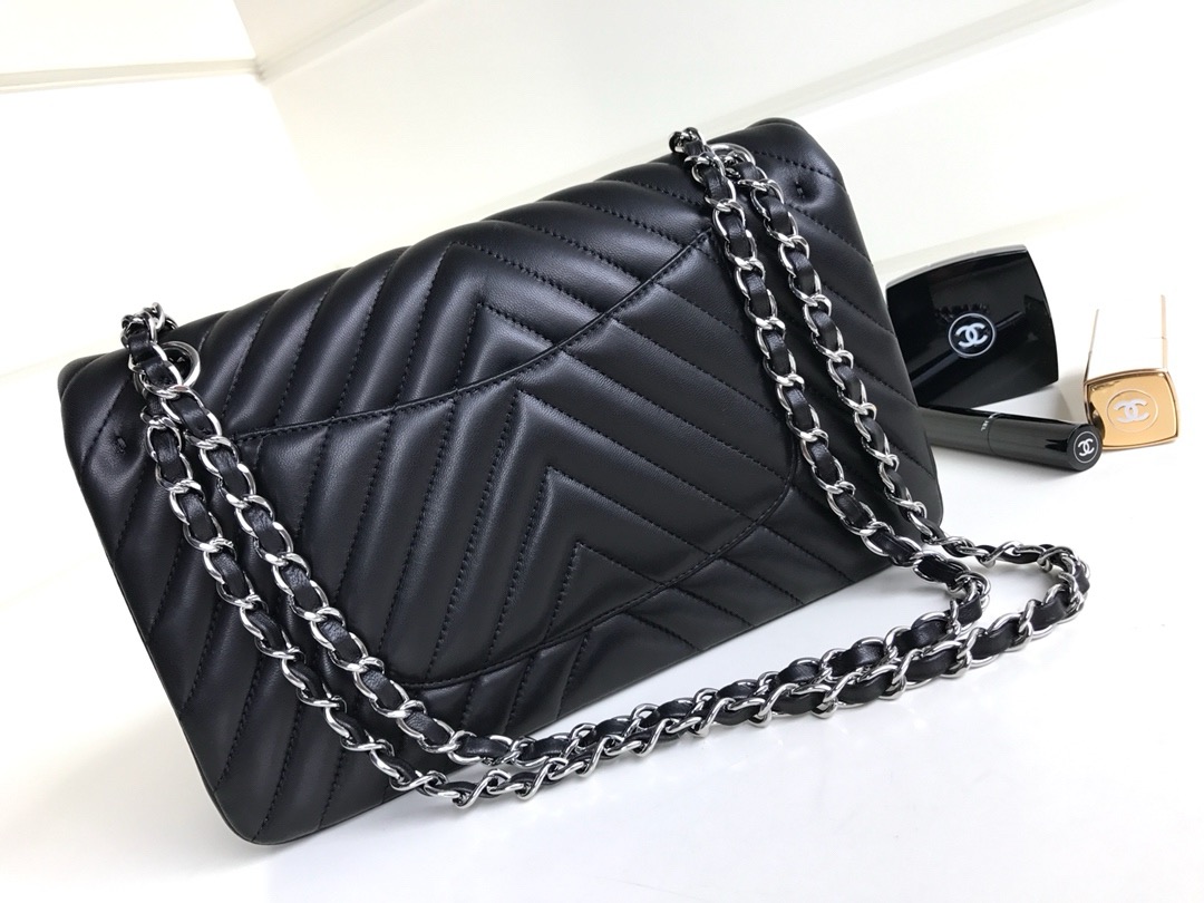 Ch*el classic flap black sliver lambskin 25cm 2024082002