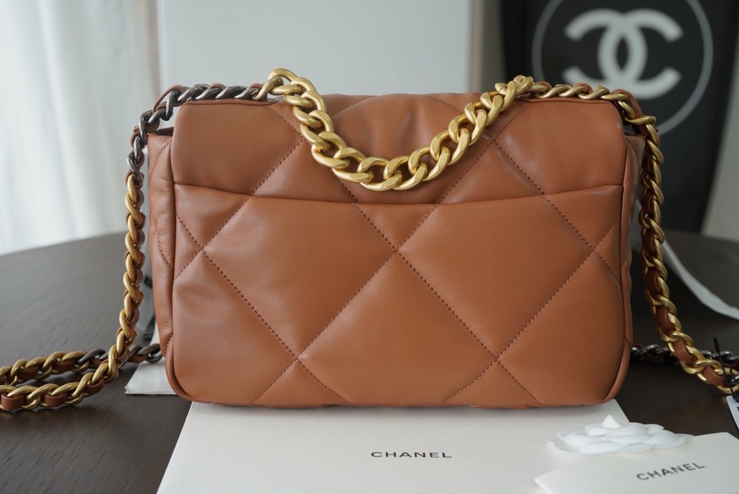 Ch*el 19 bag 26cm 2024082001